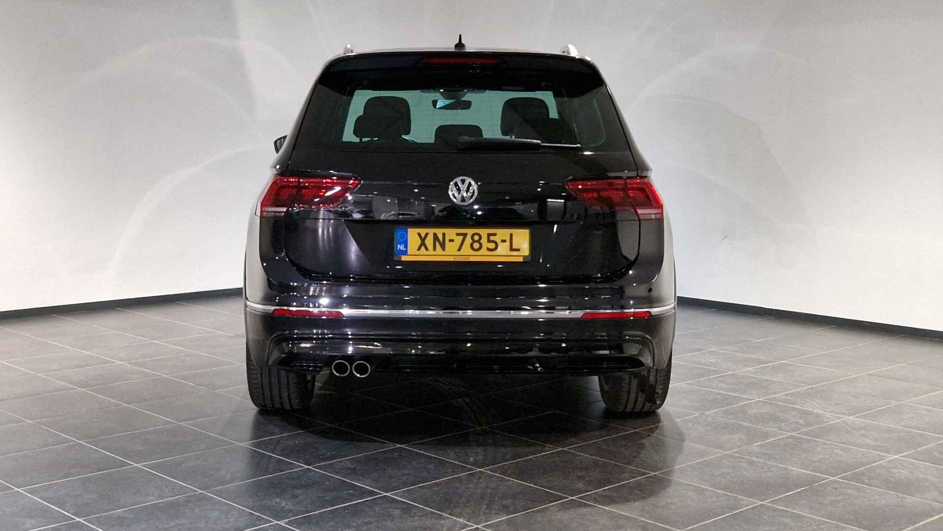 Volkswagen Tiguan 1.5 TSI ACT Highline Business R | Panoramadak | Leder | Camera - 7/33