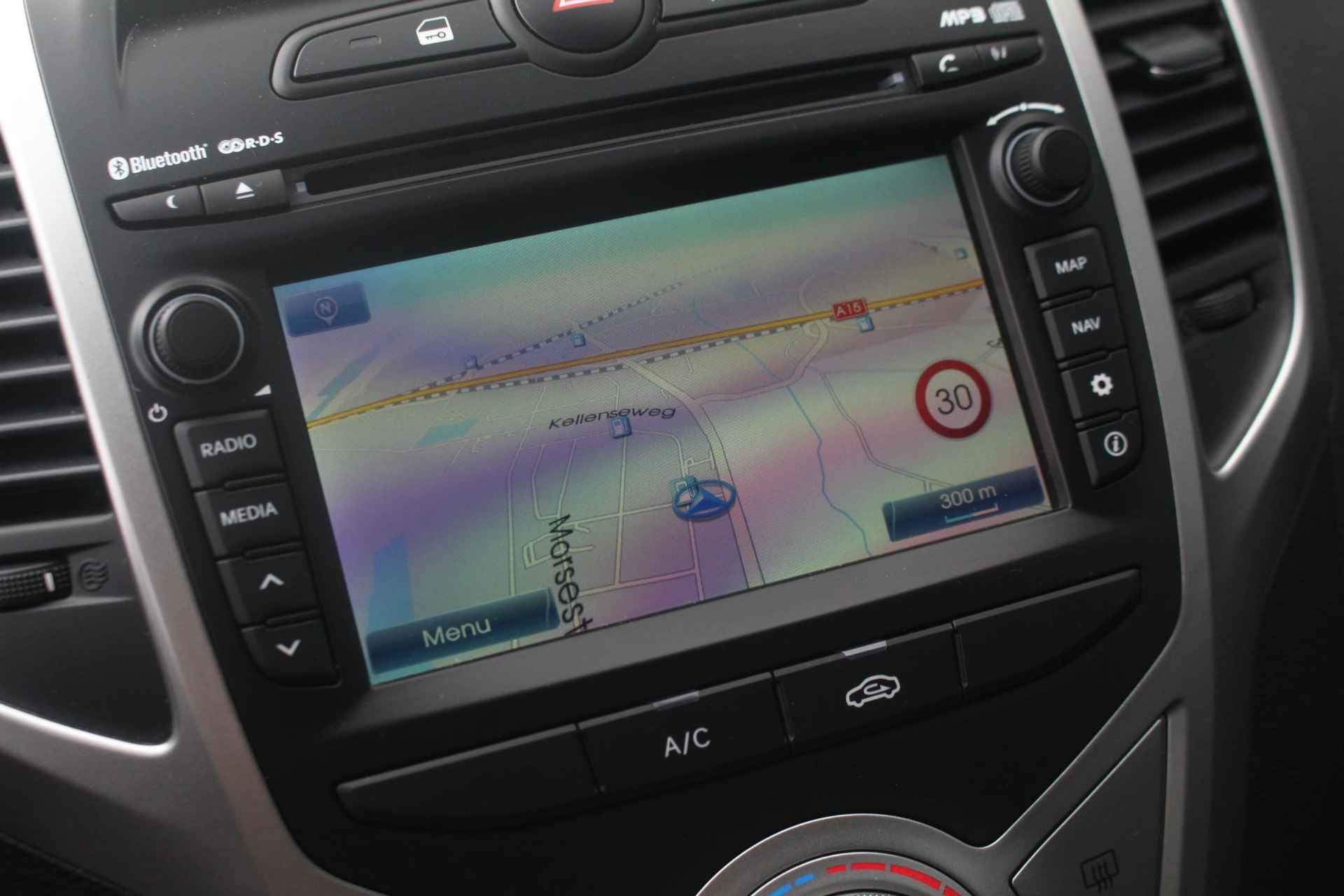 Hyundai ix20 1.4i Go! 90pk | Navigatie | Achteruitrijcamera | Lichtmetalen Velgen 16" - 14/32