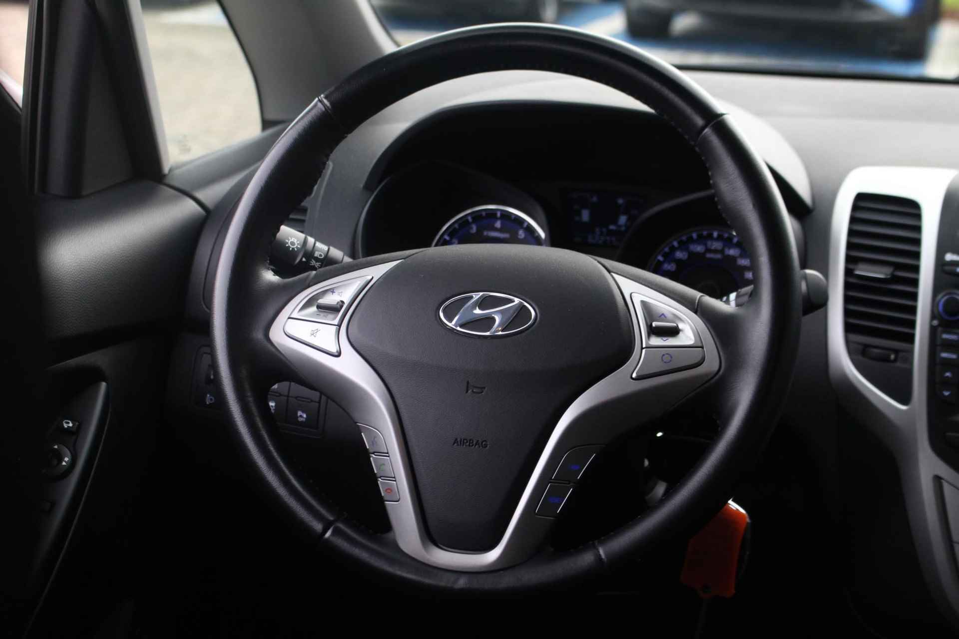 Hyundai ix20 1.4i Go! 90pk | Navigatie | Achteruitrijcamera | Lichtmetalen Velgen 16" - 20/32