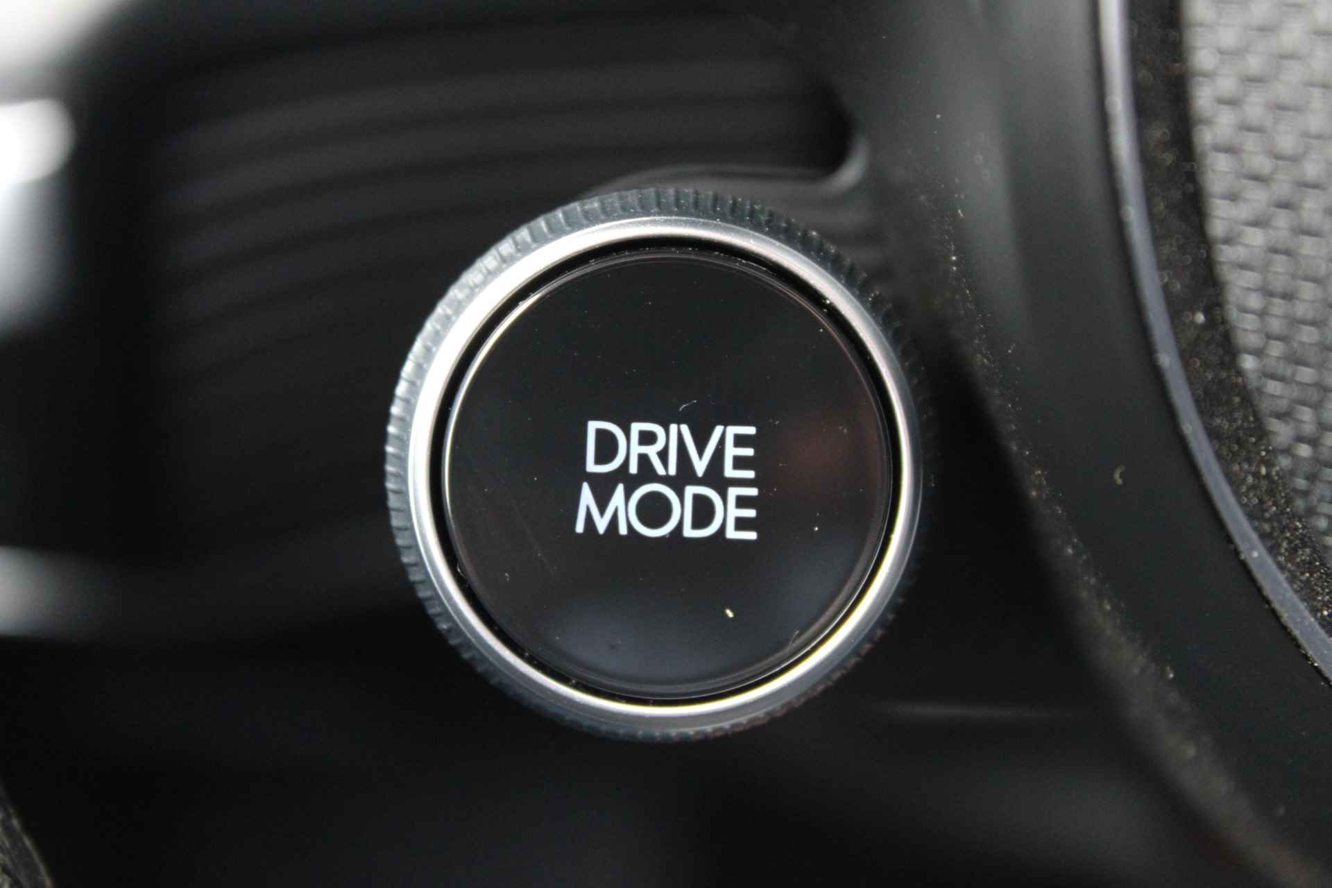 Hyundai IONIQ 5 73 kWh 218pk Style Automaat | Climate | Camera | Keyless | Full Led | Navigatie | 19" Lichtmetaal | Adaptieve Cruisecontrol - 18/29