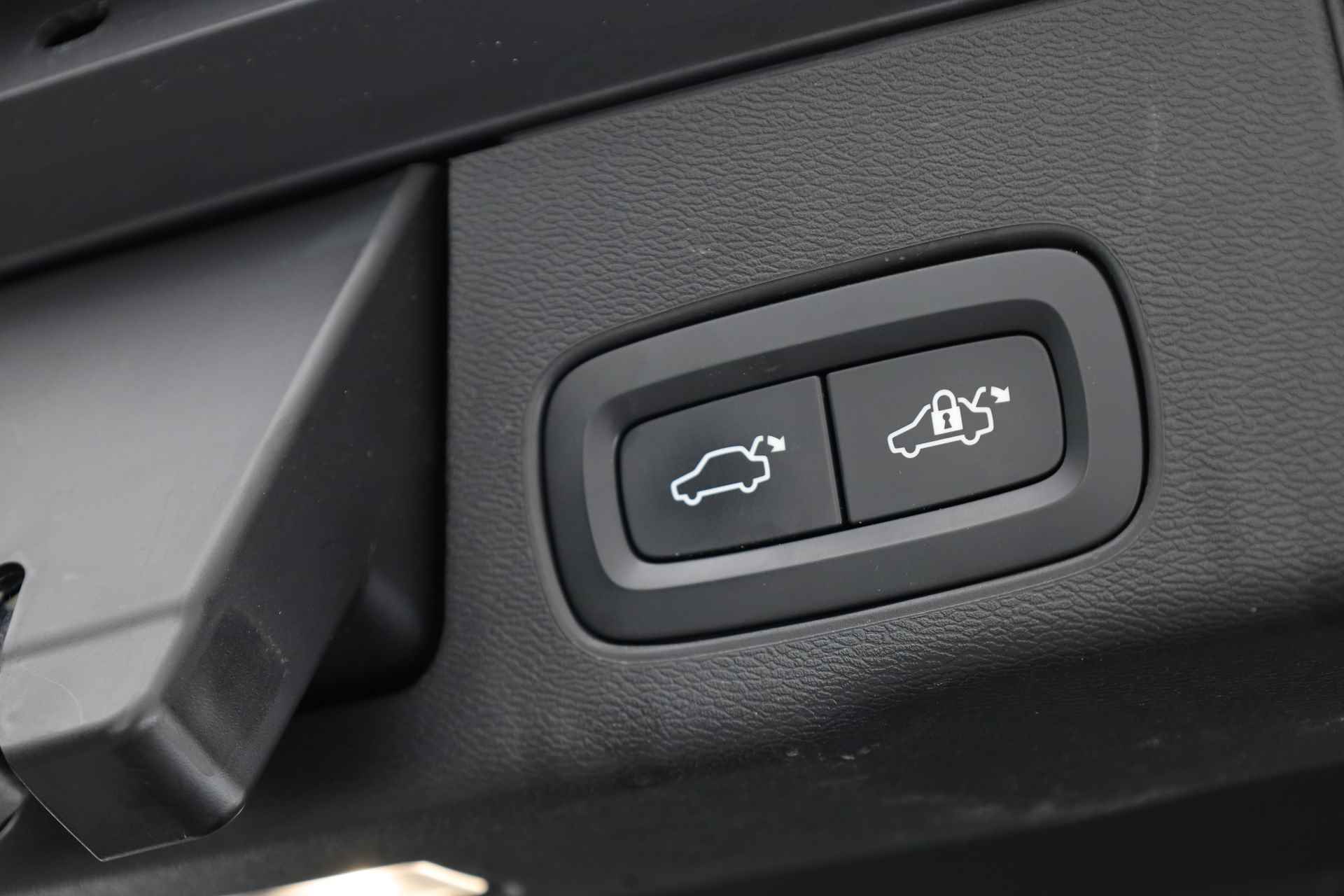 Volvo XC60 2.0 Recharge T6 AWD Inscription | Pano | Pilot Assist | Harman Kardon | 360cam | Stoel-Stuurverw. | Leder - 29/38