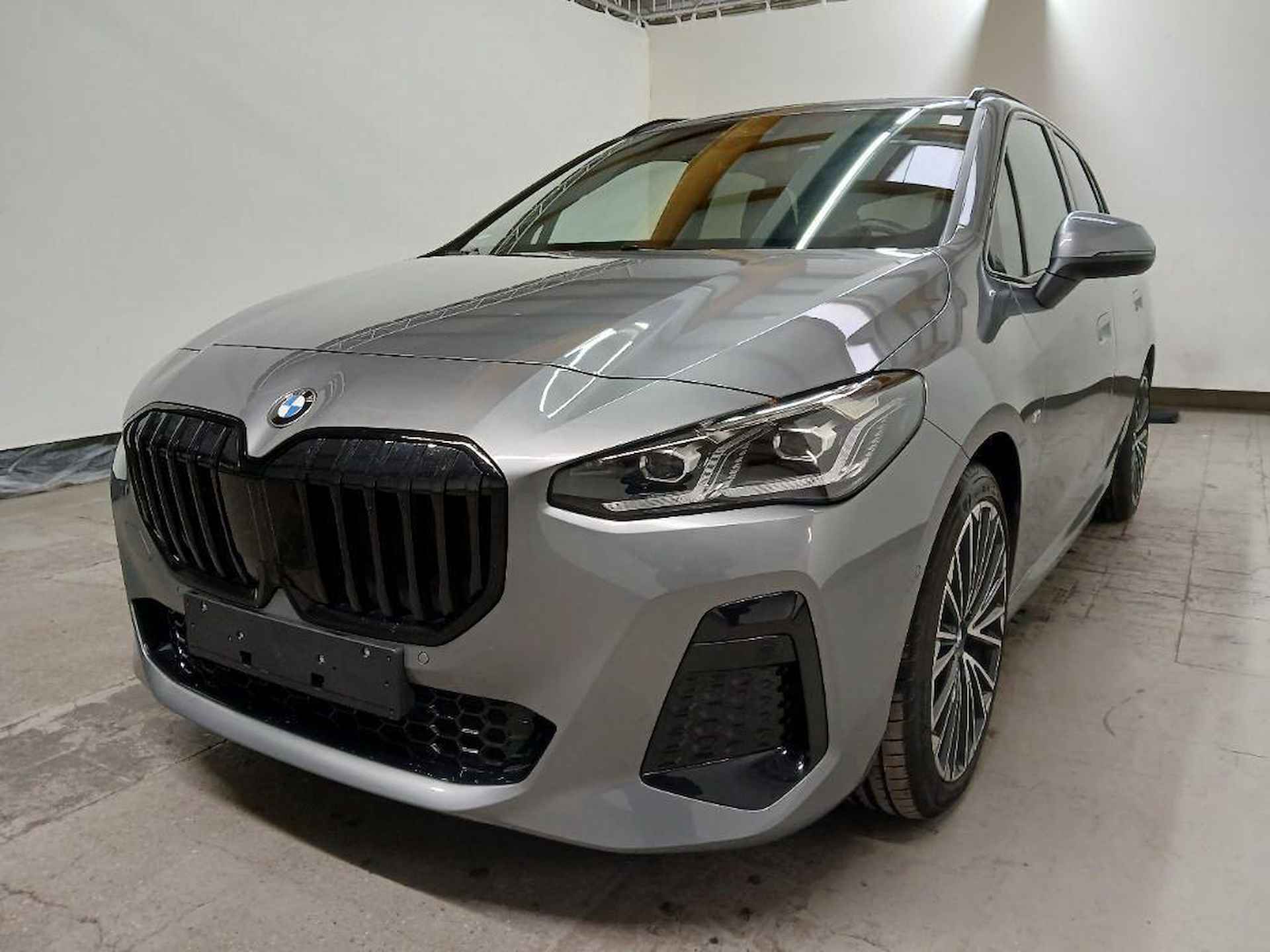 BMW 2-serie Active Tourer 218i High Executive M Sport - Panoramadak - Automatisch dimmende binnenspiegel - Elektrisch verwarmde voorstoelen - Harman Kardon - Getinte Ruiten - Grootlichtassistent - Premium Pack - - 4/18