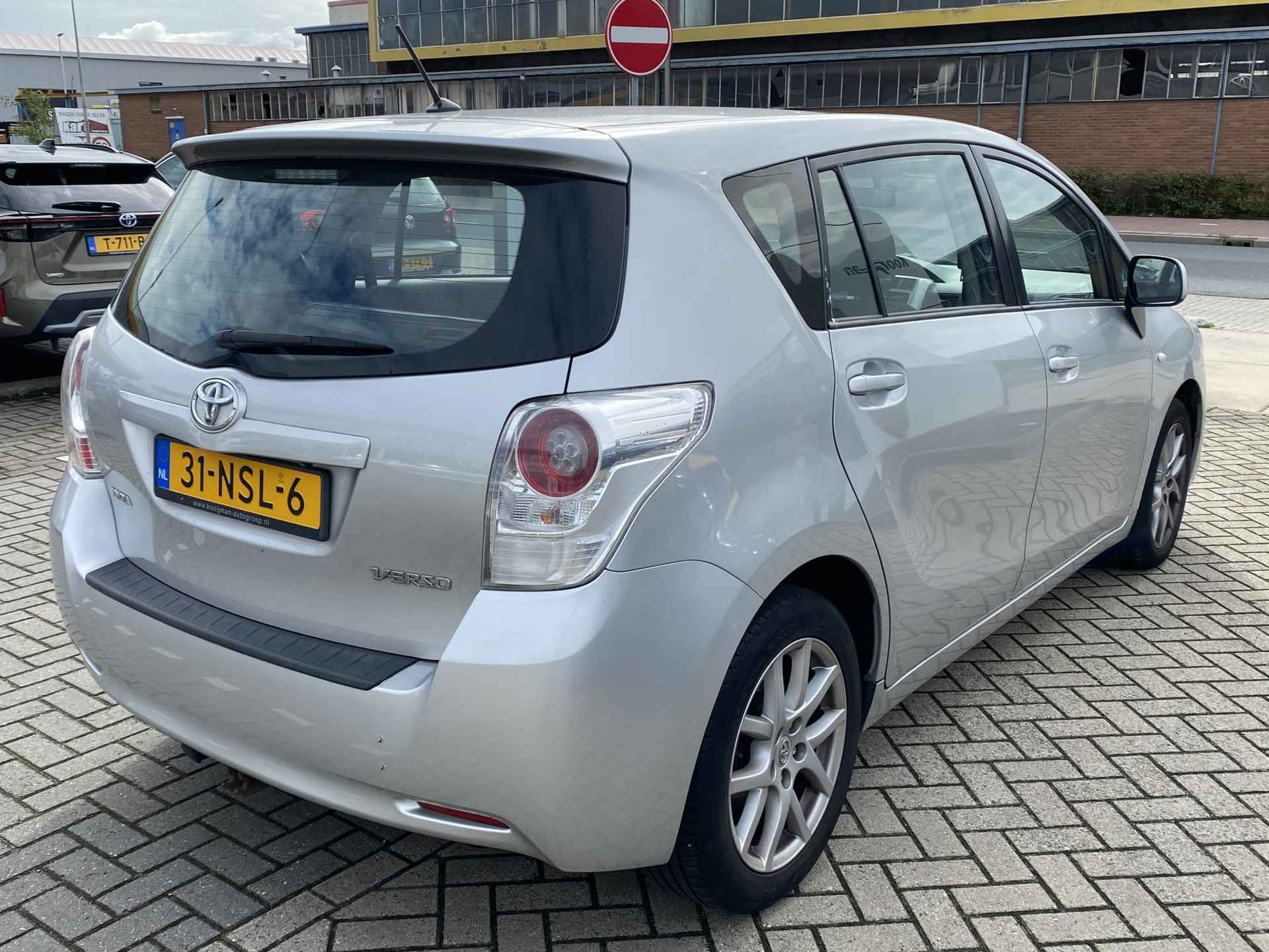 Toyota Verso 1.8 VVT-i Business , Met Panoramadak, Achteruitrij camera, Centrale deurvergrendeling met afst.bediening, Elektr. Climate control, Full map navigatie, Alarm Klasse I - 25/28