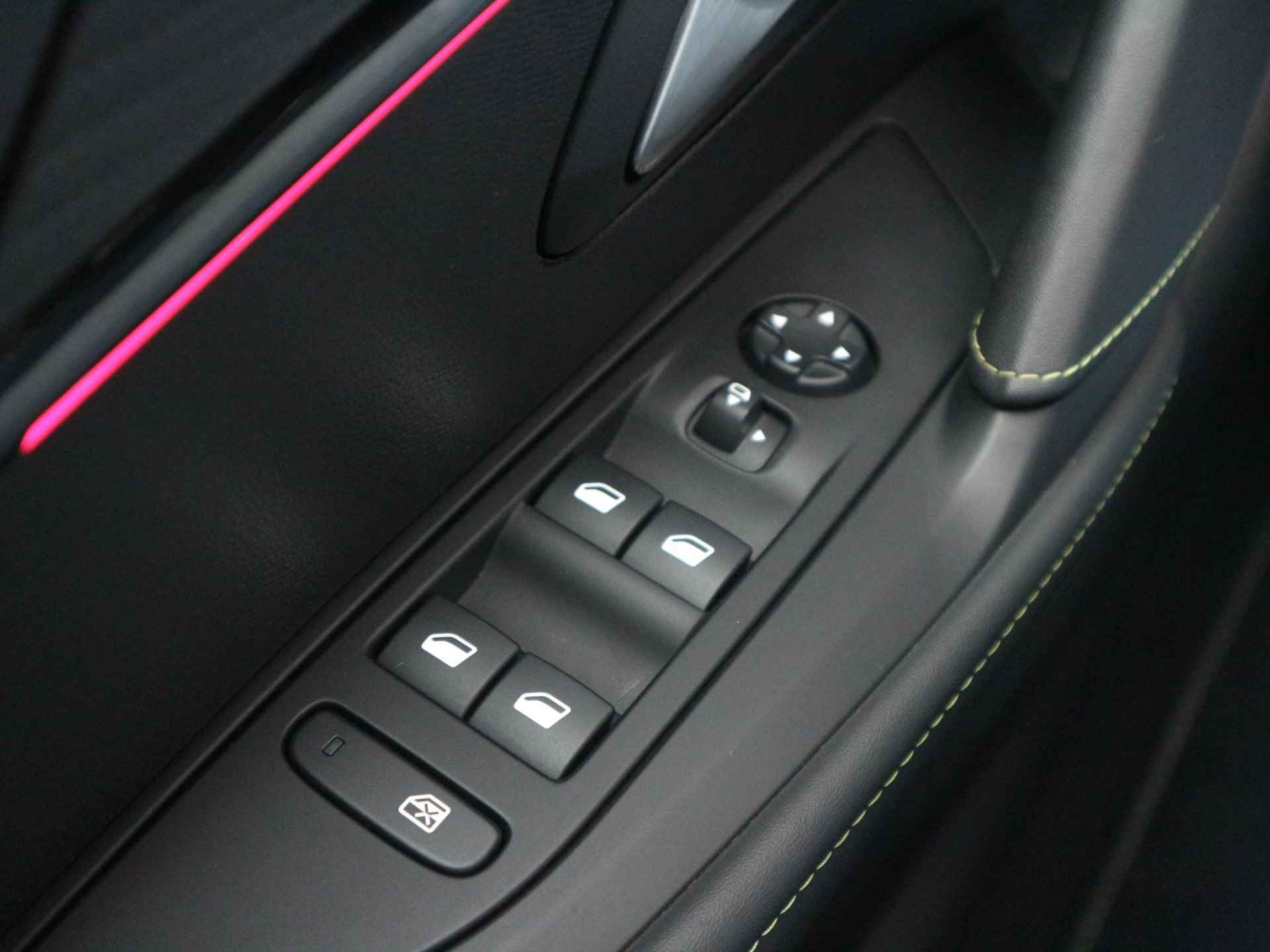Peugeot 208 1.2 100pk GT Pack Cruise Control | Apple Carplay | Navigatie | Achteruitrijcamera - 18/42