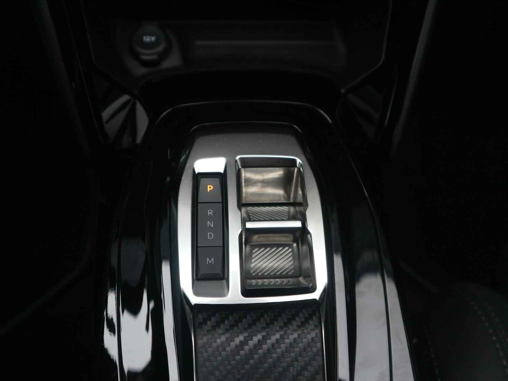 Peugeot 208 1.2 100pk GT Pack Cruise Control | Apple Carplay | Navigatie | Achteruitrijcamera - 22/42