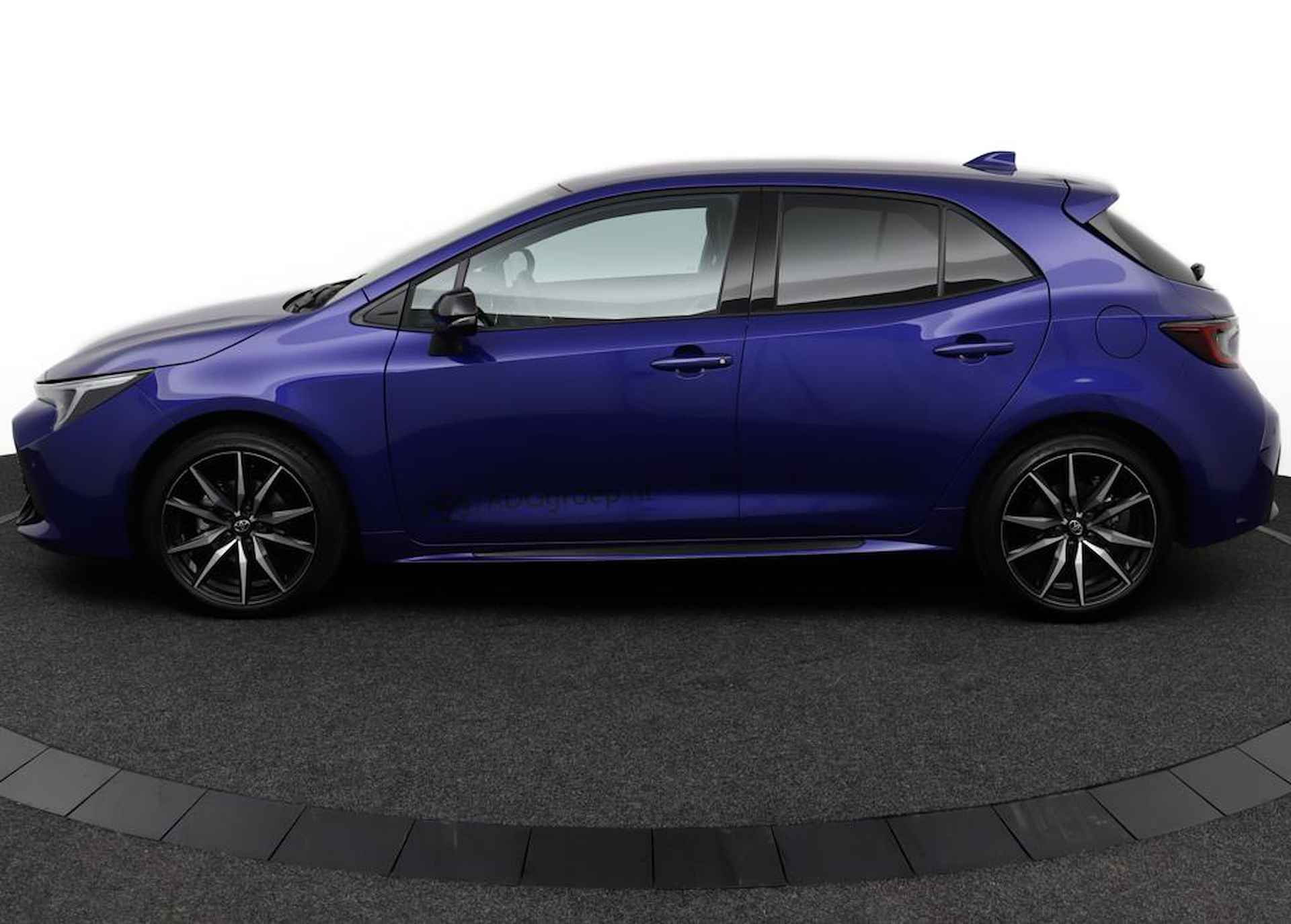 Toyota Corolla Hybrid 140 GR Sport - 3/47