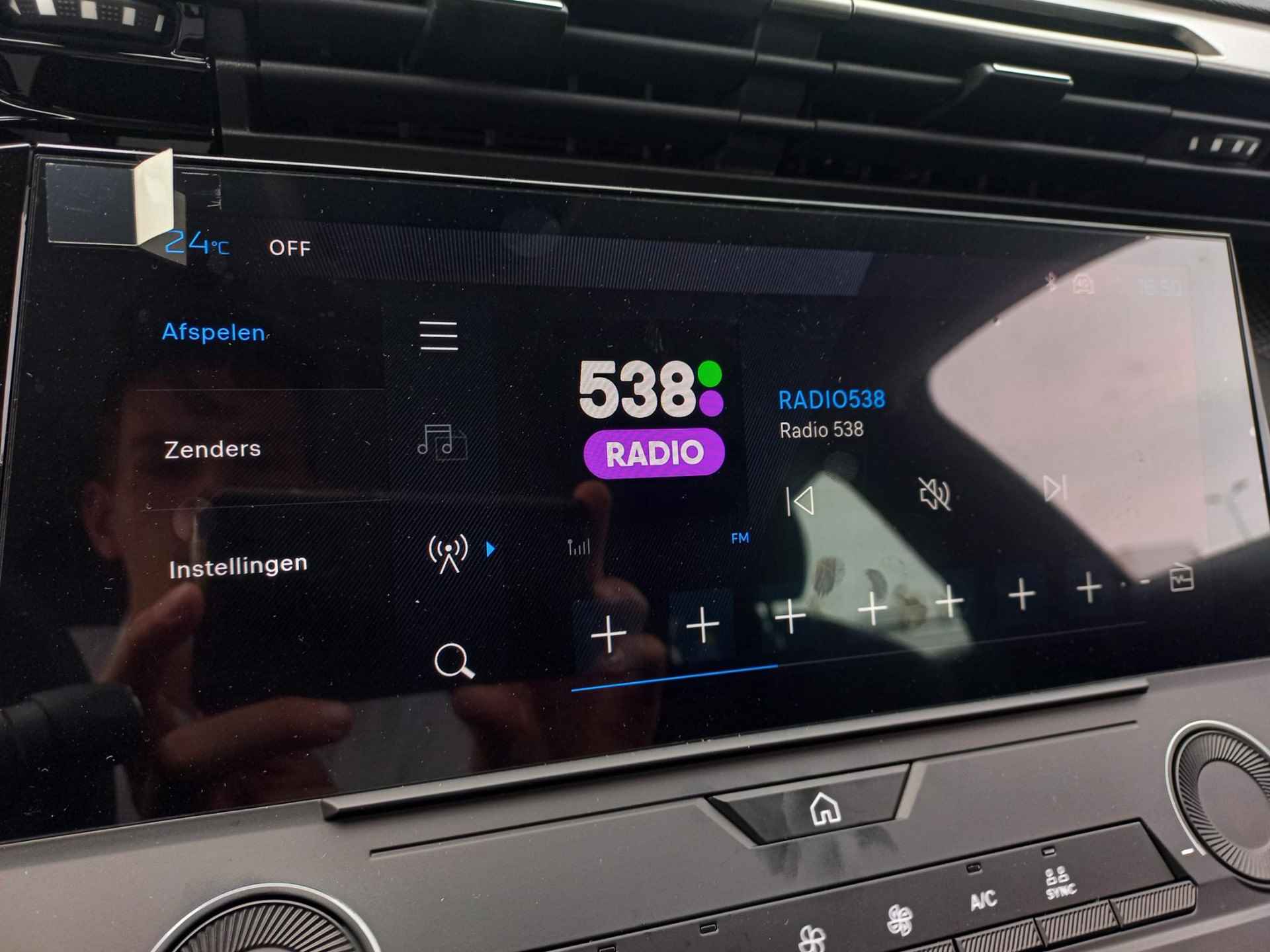 Peugeot e-308 SW Style EV 54 kWh | Apple Carplay | LED | Dodehoek detectie | Hill-hold | - 24/37