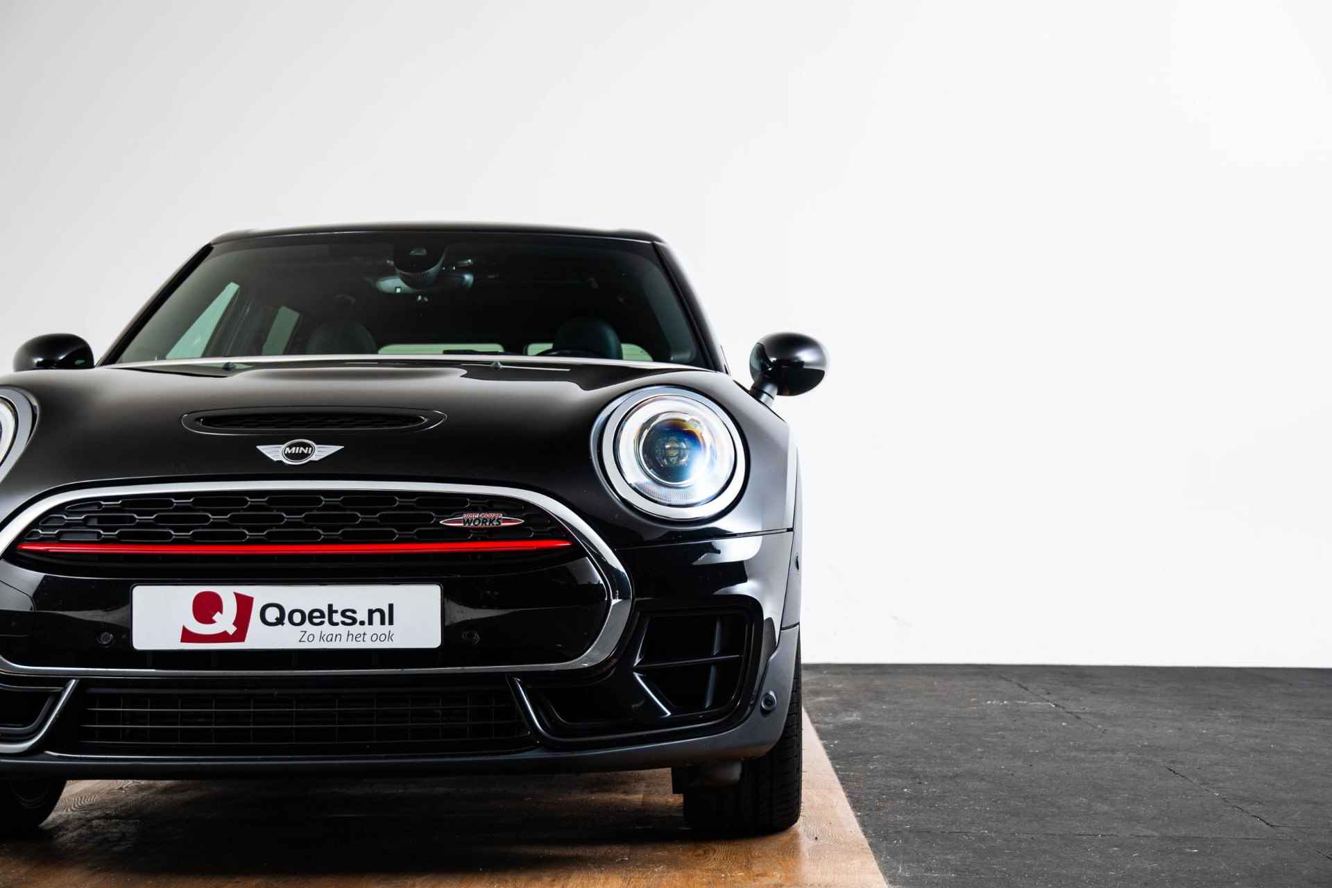 Mini Mini Clubman 2.0 John Cooper Works ALL4 Chili Panoramadak - Harman Kardon - Head-Up Display - LED koplampen - PDC voor/achter - Sportonderstel - Performance control - 30/64