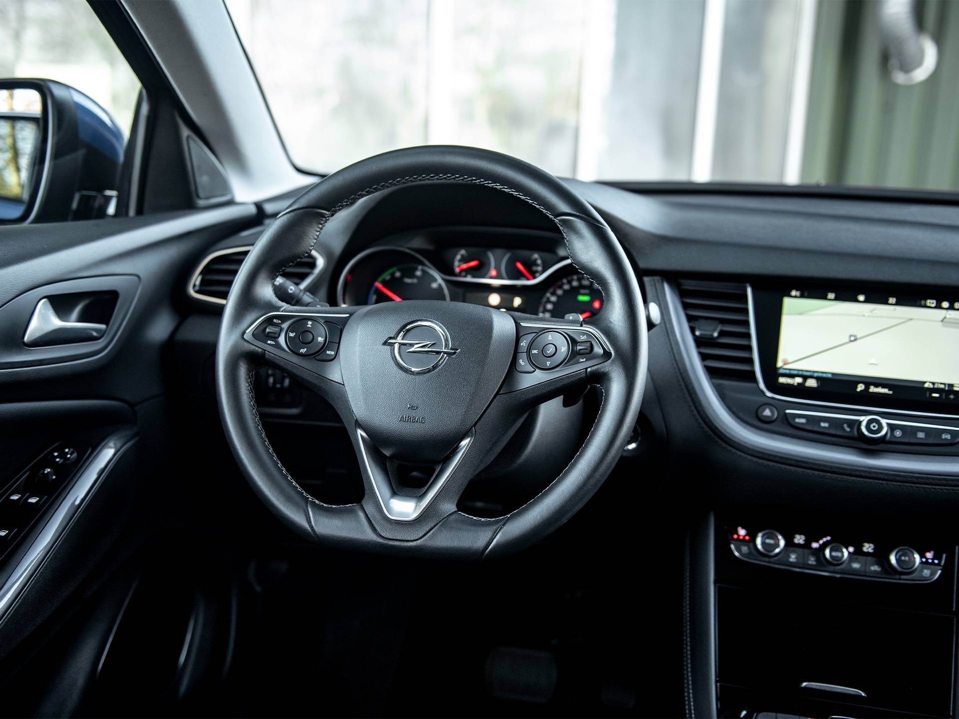 Opel Grandland X 1.6 Turbo Hybrid Innovation | 7,4kW lader | Leer | Memory Best.stoel | Full LED | Grootlichtassistent | Denon Audio | Navigatie | Elektr. achterklep - 52/59