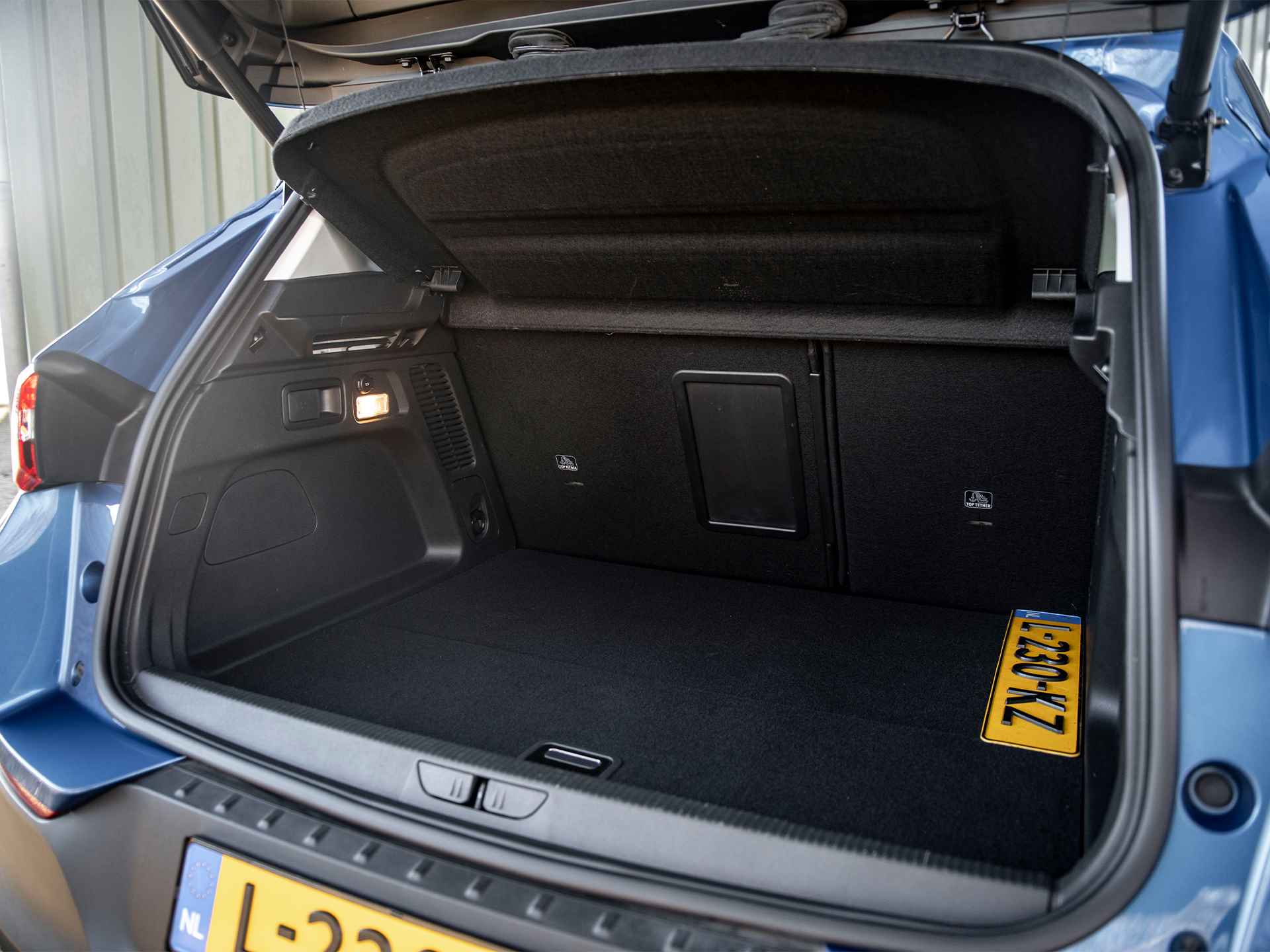 Opel Grandland X 1.6 Turbo Hybrid Innovation | 7,4kW lader | Leer | Memory Best.stoel | Full LED | Grootlichtassistent | Denon Audio | Navigatie | Elektr. achterklep - 55/59
