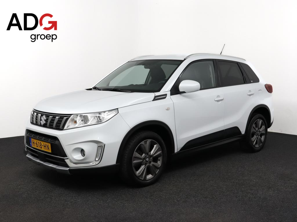 Suzuki Vitara 1.4 Boosterjet Select | Automaat | Cruise control | Climate control | Camera | Trekhaak afneembaar | Stoelverwarming |