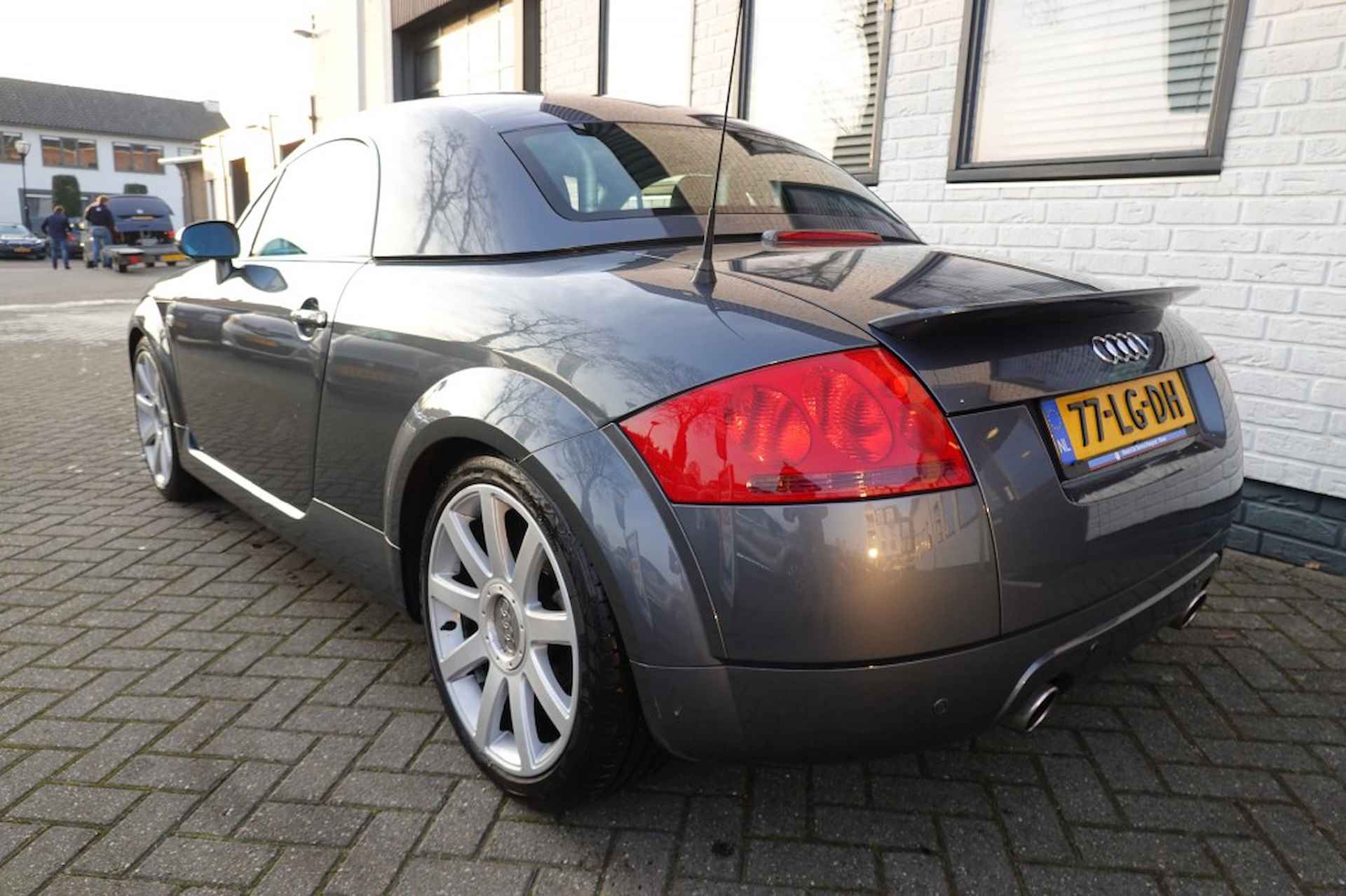 AUDI Tt 1.8 T QUATTRO ROADSTER  INCL Hardtop Schitterende auto YoungTime - 16/26