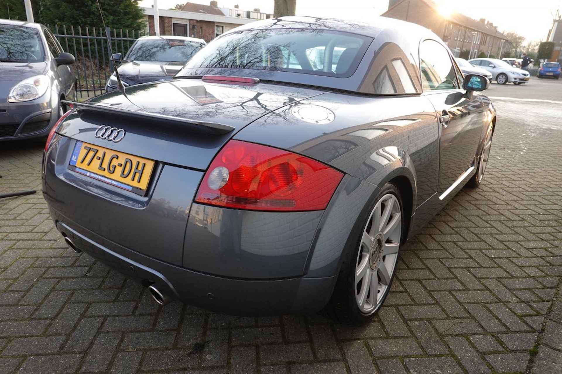 AUDI Tt 1.8 T QUATTRO ROADSTER  INCL Hardtop Schitterende auto YoungTime - 17/26