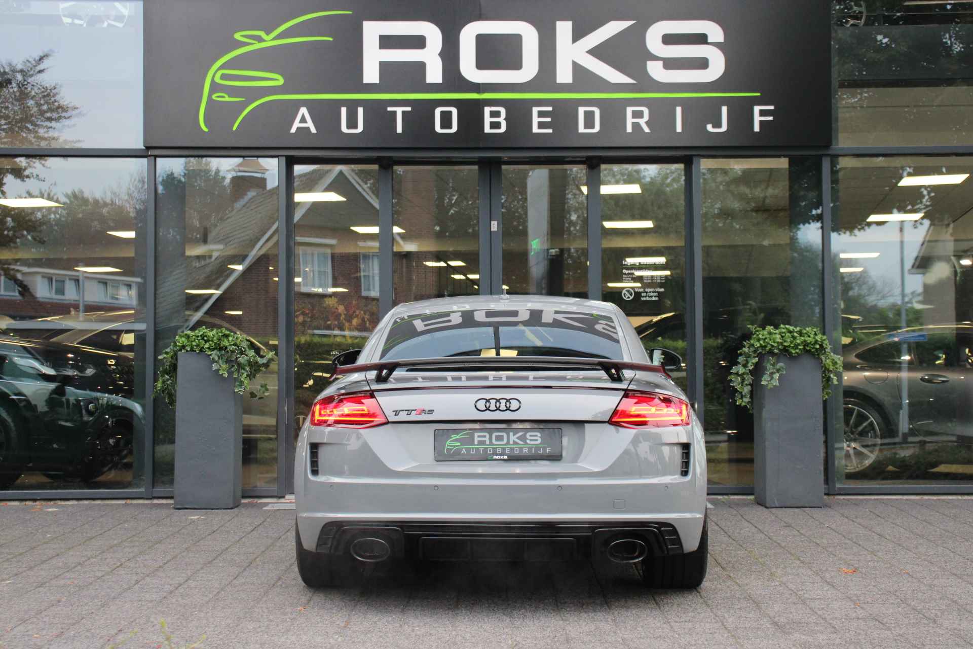 Audi TT RS quattro Navi/RS-Seats/B&O/Keyless/Matrix/20inch - 4/43