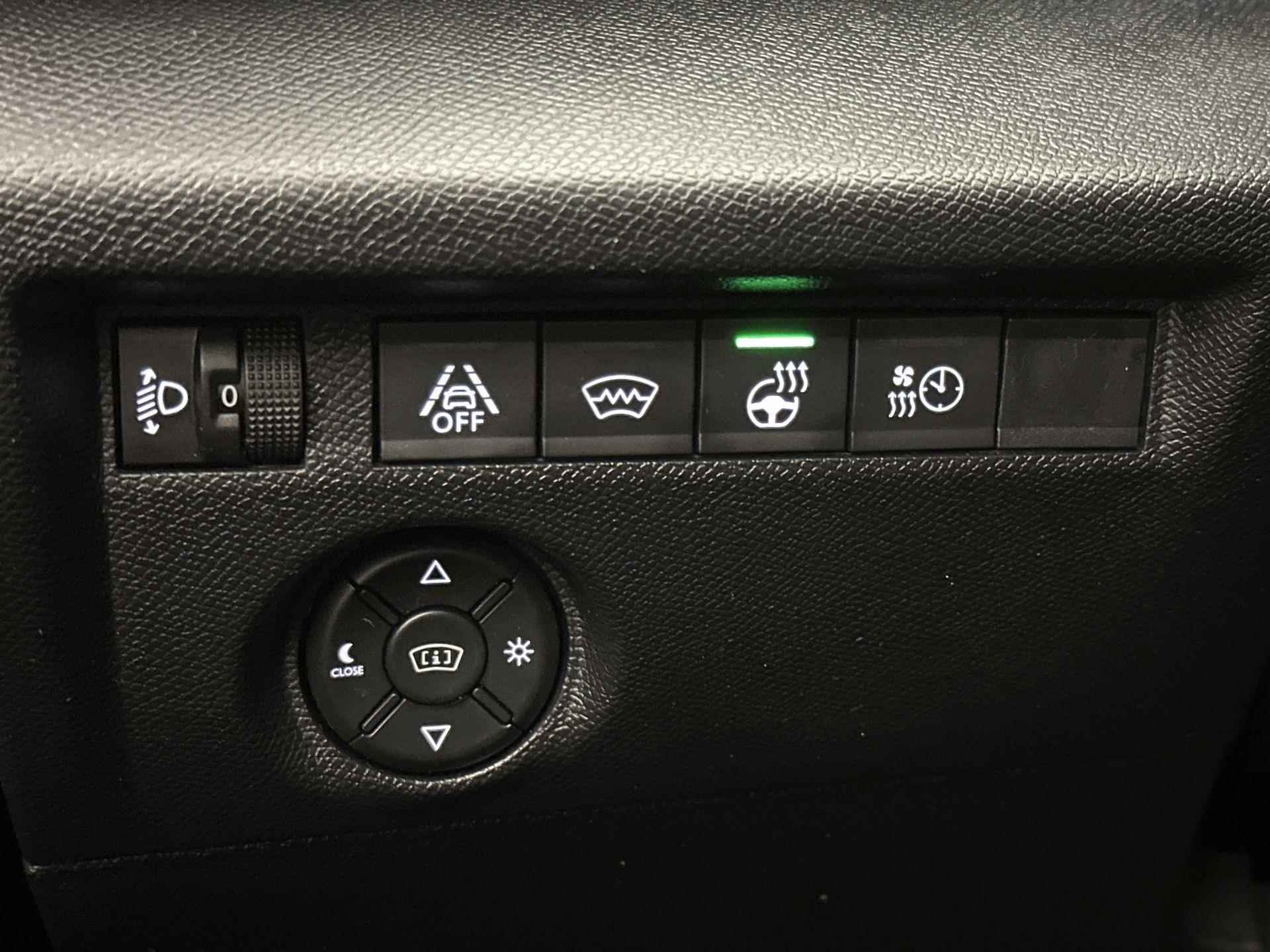 Citroen Ë-C4 EV Shine 50 kWh 136 pk | Navigatie | Achteruitrijcamera | Parkeersensoren Voor en Achter | Verwarmde Comfortstoelen | Full-LED Koplampen | Keyless Entry/Start | Adaptief Demping Systeem | Dodehoek Detectie | Adaptieve Cruise Control | 18" Lichtmetalen Velgen | Apple Carplay/Android Auto | - 13/34