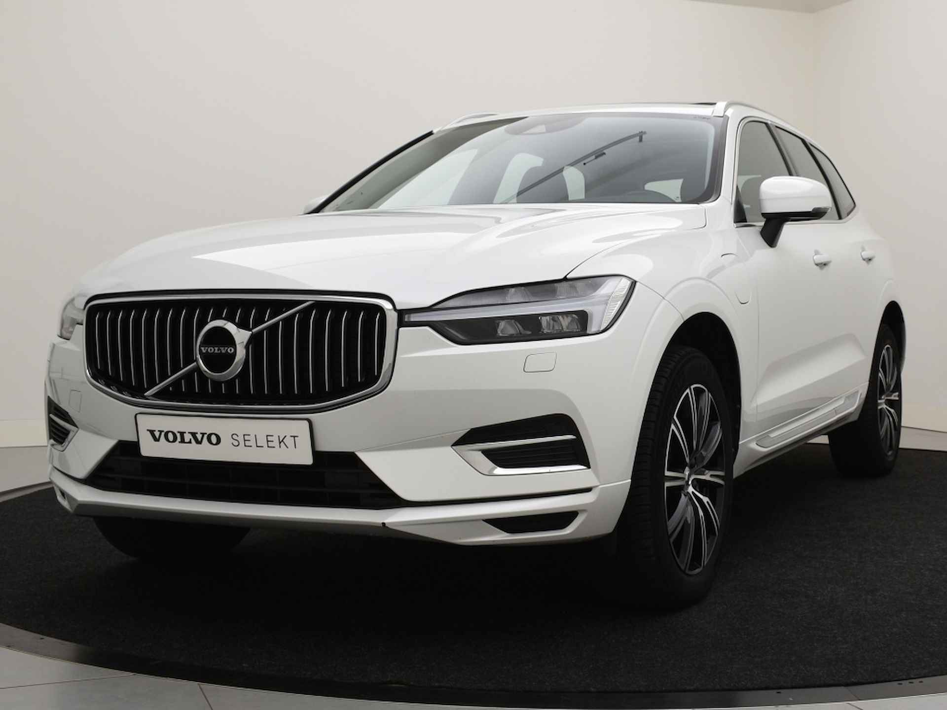 Volvo XC60 T8 PLUG-IN HYBRID AWD INSCRIPTION SCHUIFDAK KEYLESS ACC BLIS TRE - 2/44