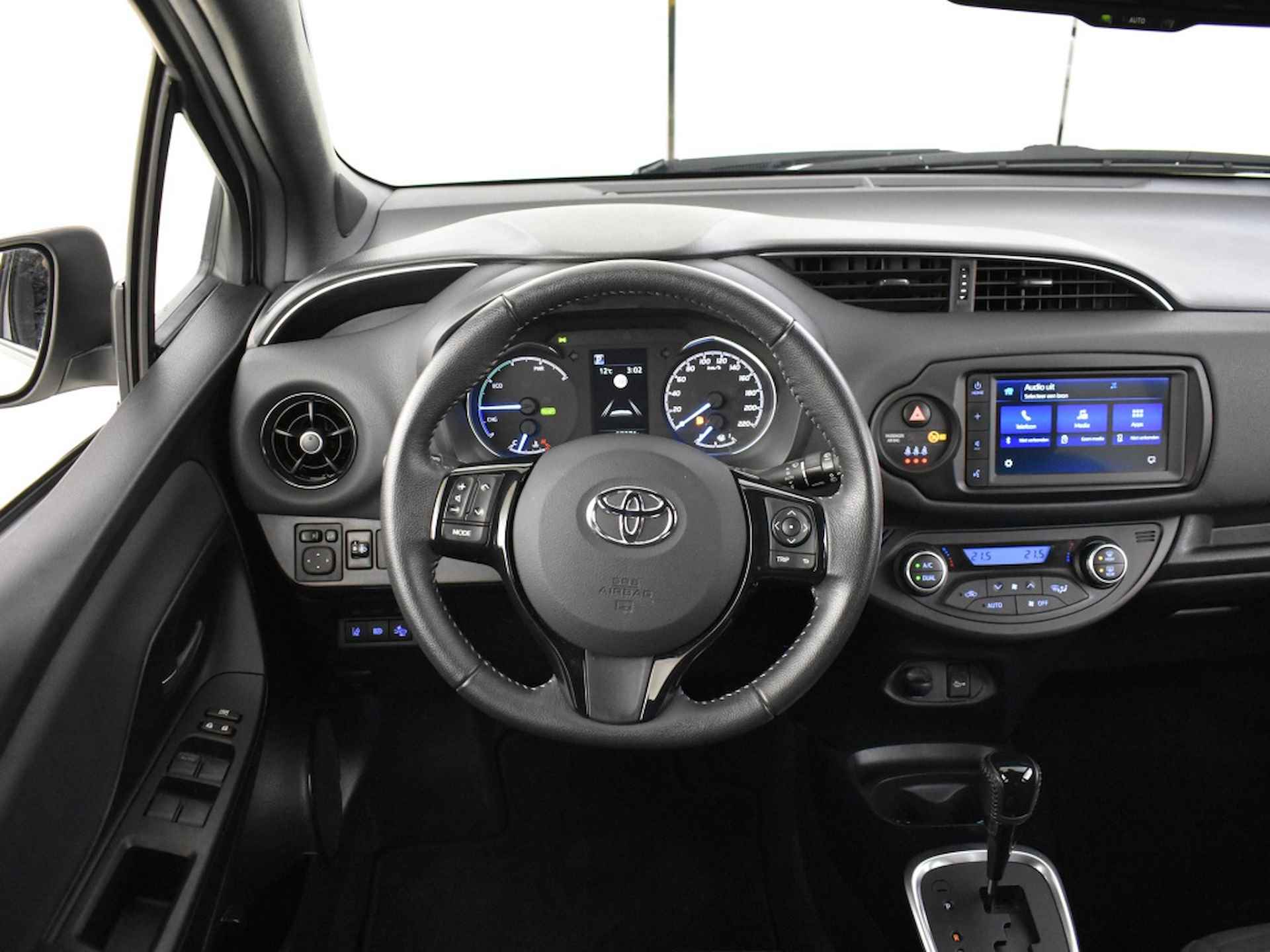 Toyota Yaris 1.5 Hybrid Dynamic Bi-Tone | Apple carplay - 15/32