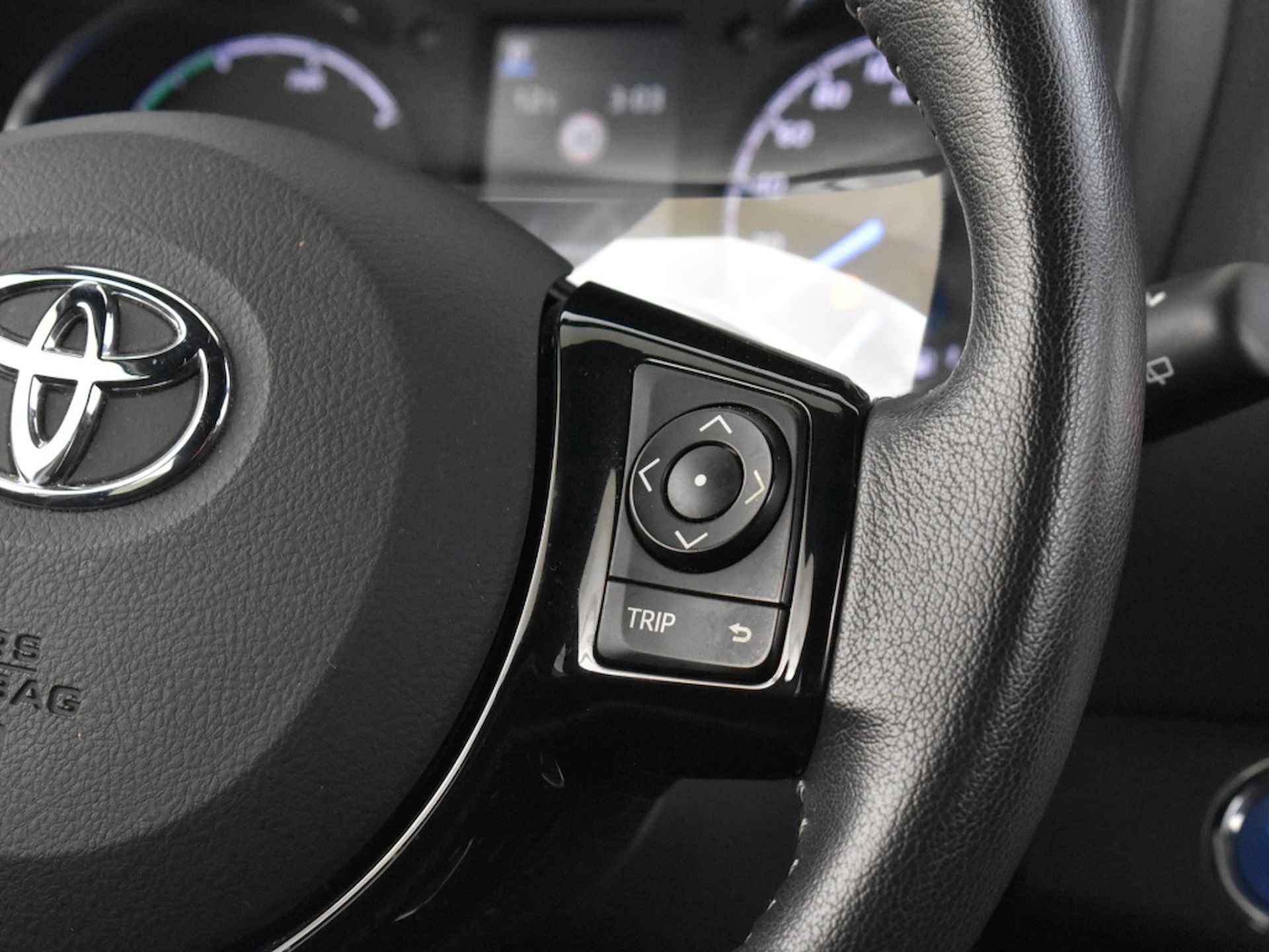 Toyota Yaris 1.5 Hybrid Dynamic Bi-Tone | Apple carplay - 26/32