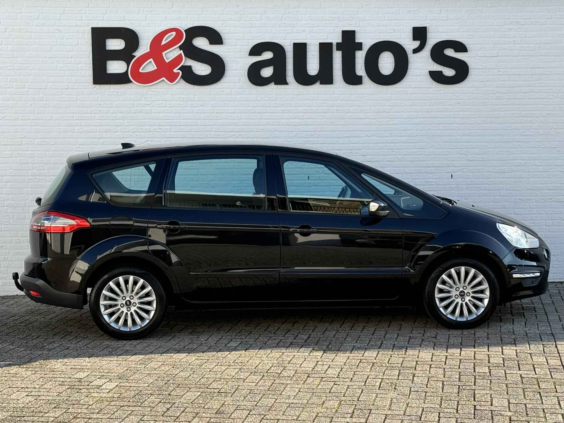 Ford S-Max 1.6 Titanium Trekhaak Clima Cruise Navigatie Pdc Stoelverwarming - 16/50