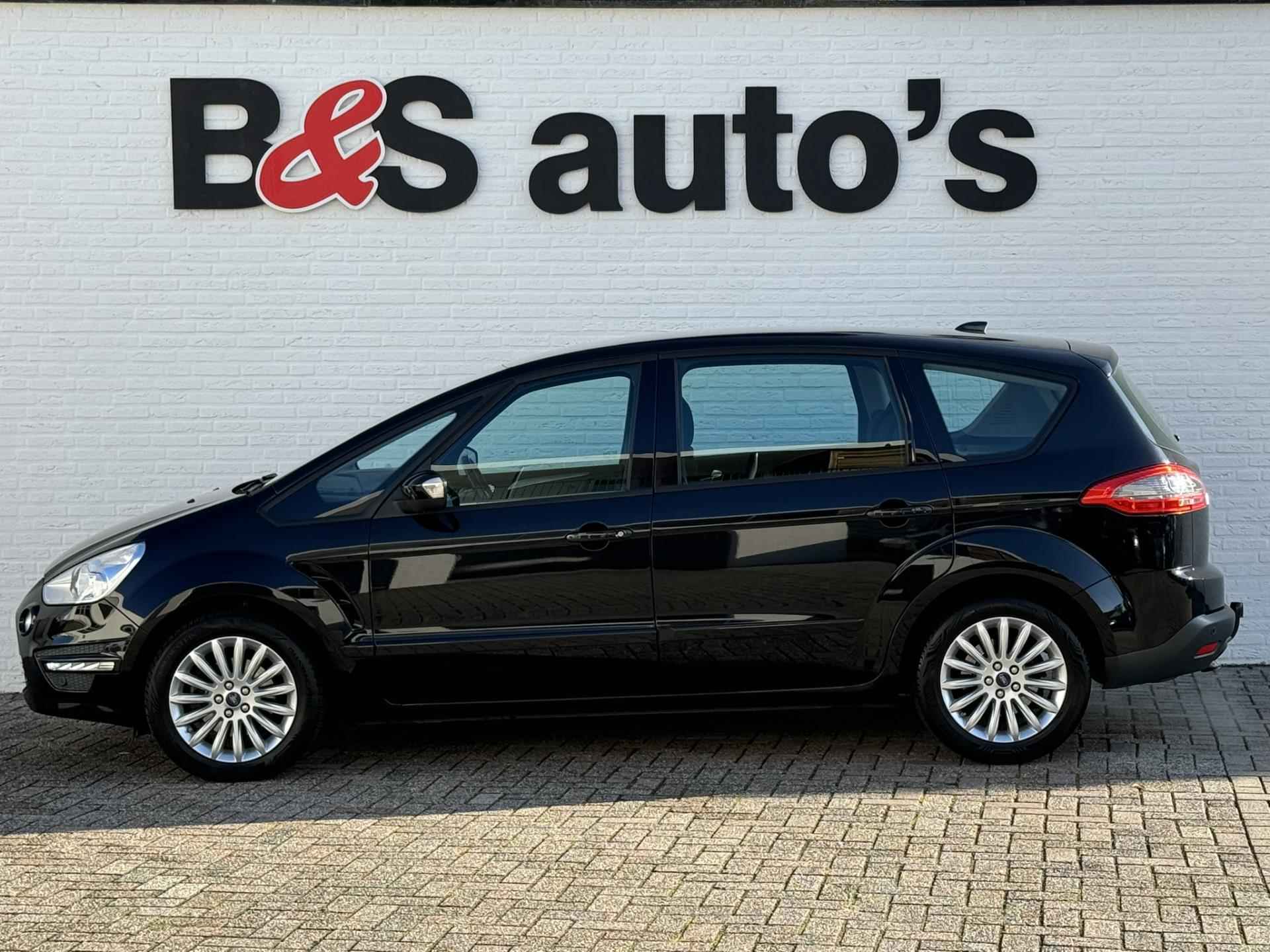 Ford S-Max 1.6 Titanium Trekhaak Clima Cruise Navigatie Pdc Stoelverwarming - 18/50