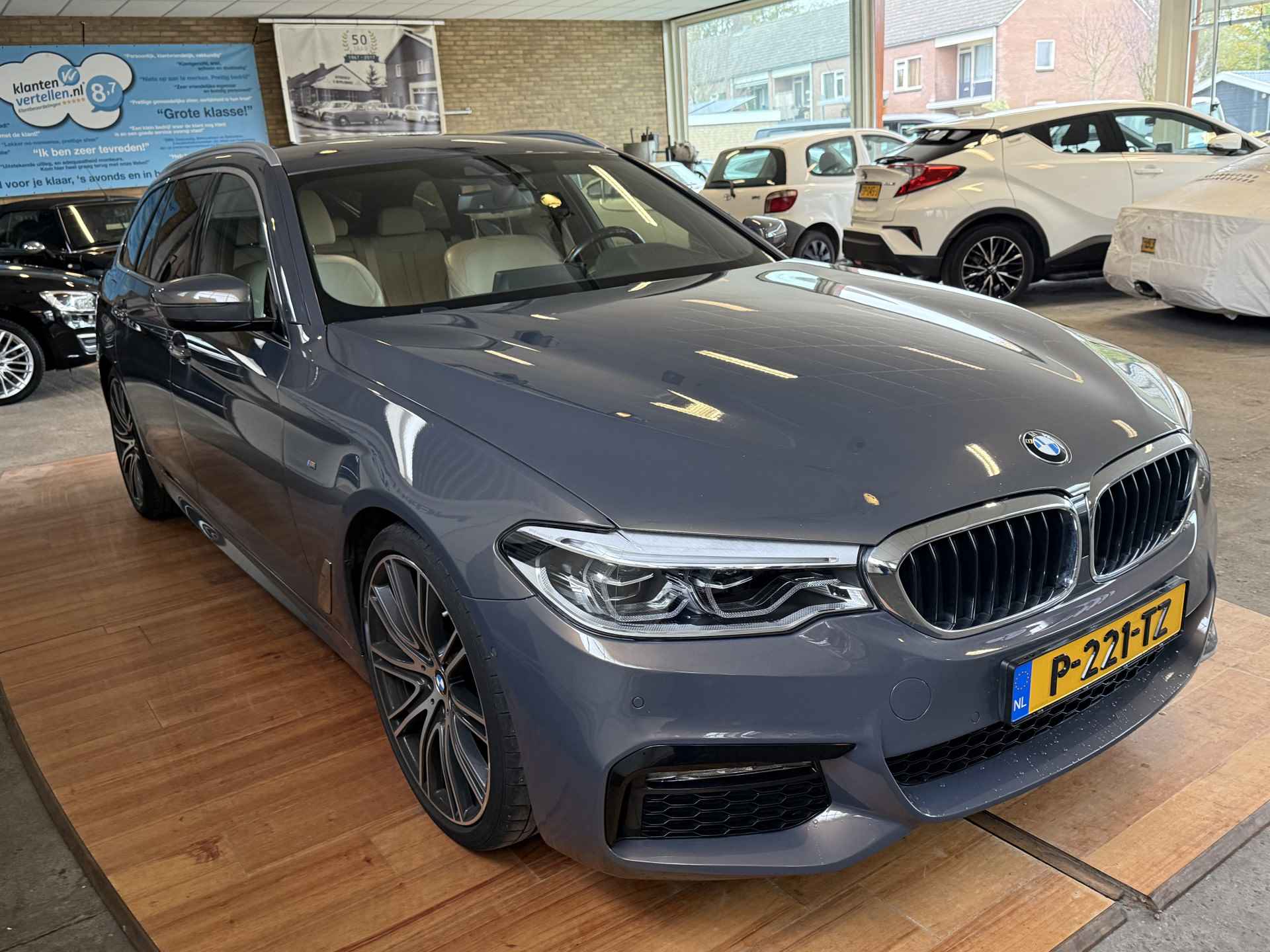 BMW 5 Serie Touring 530d Executive M Pakket - 23/28