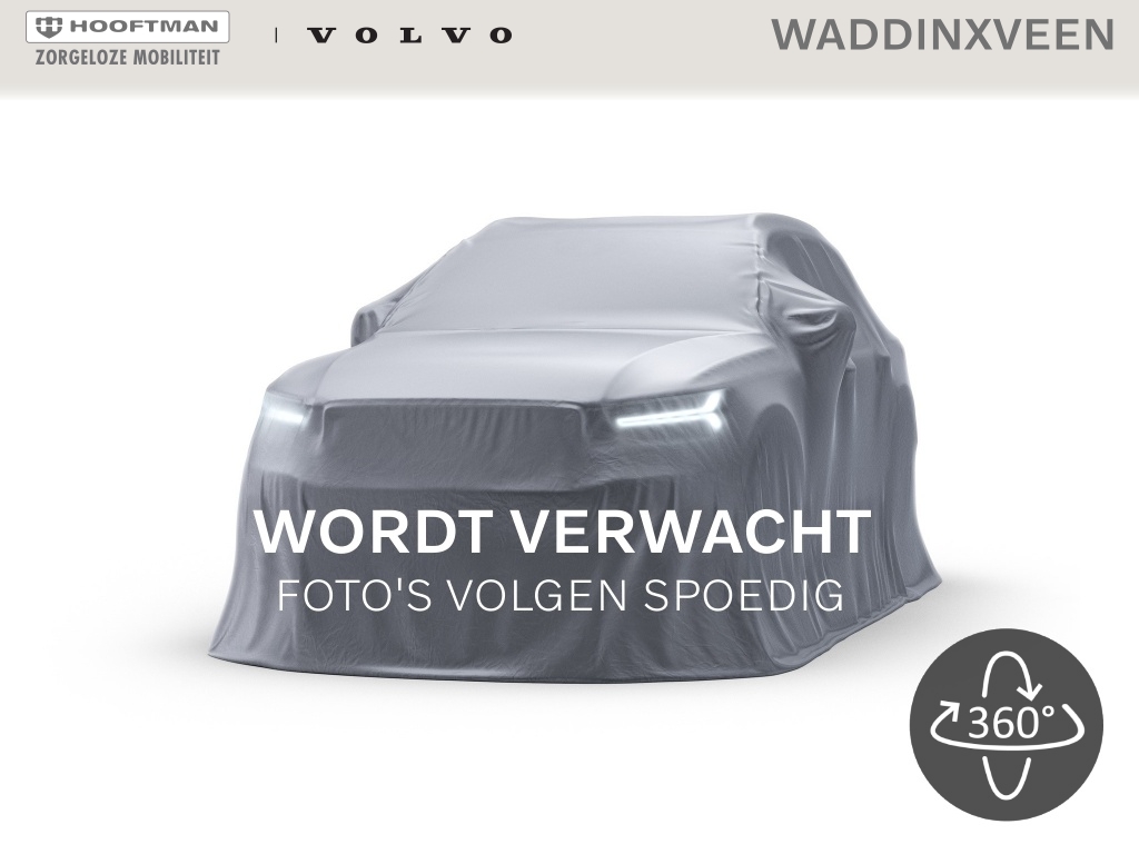 Volvo XC40 T4 PLUG-IN HYBRID ULTIMATE DARK SCHUIFDAK 360GR CAM HARMAN KARDO