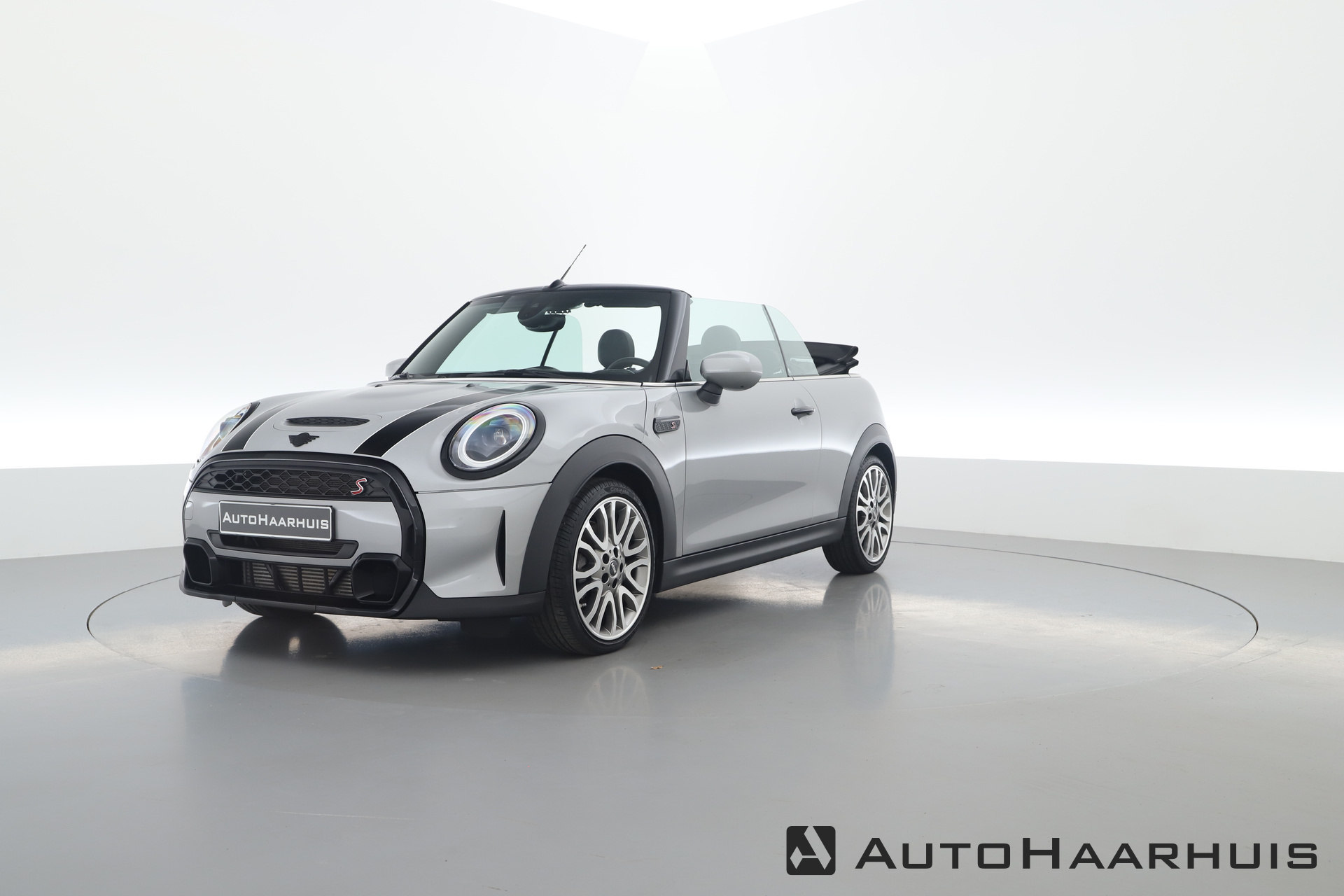 MINI Cabrio 2.0 Cooper S MINI Yours | Navi | Yours Leder | Keyless | 18'' | CarPlay | Stoelverw.