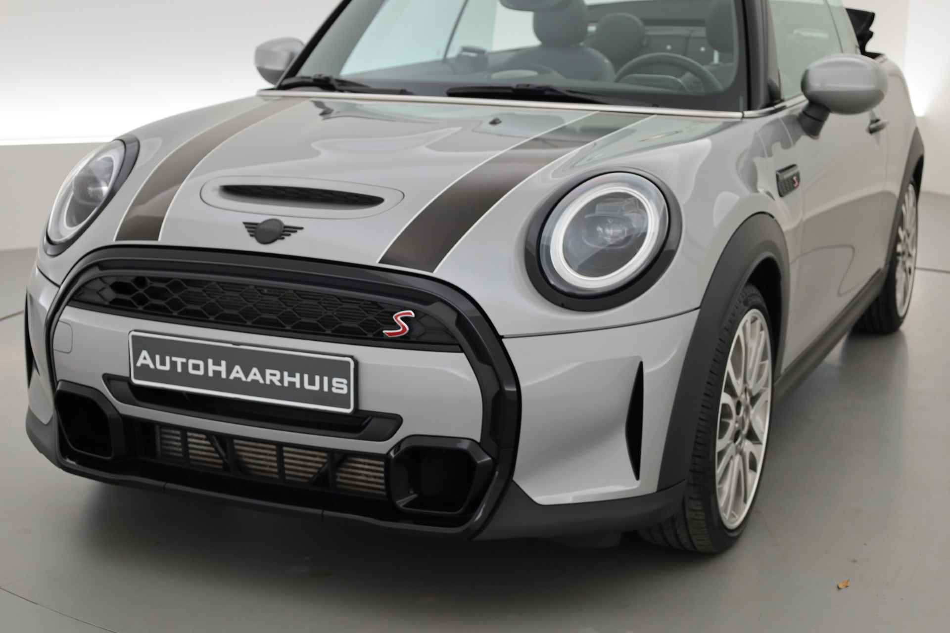 MINI Cabrio 2.0 Cooper S MINI Yours | Navi | Yours Leder | Keyless | 18'' | CarPlay | Stoelverw. - 24/32