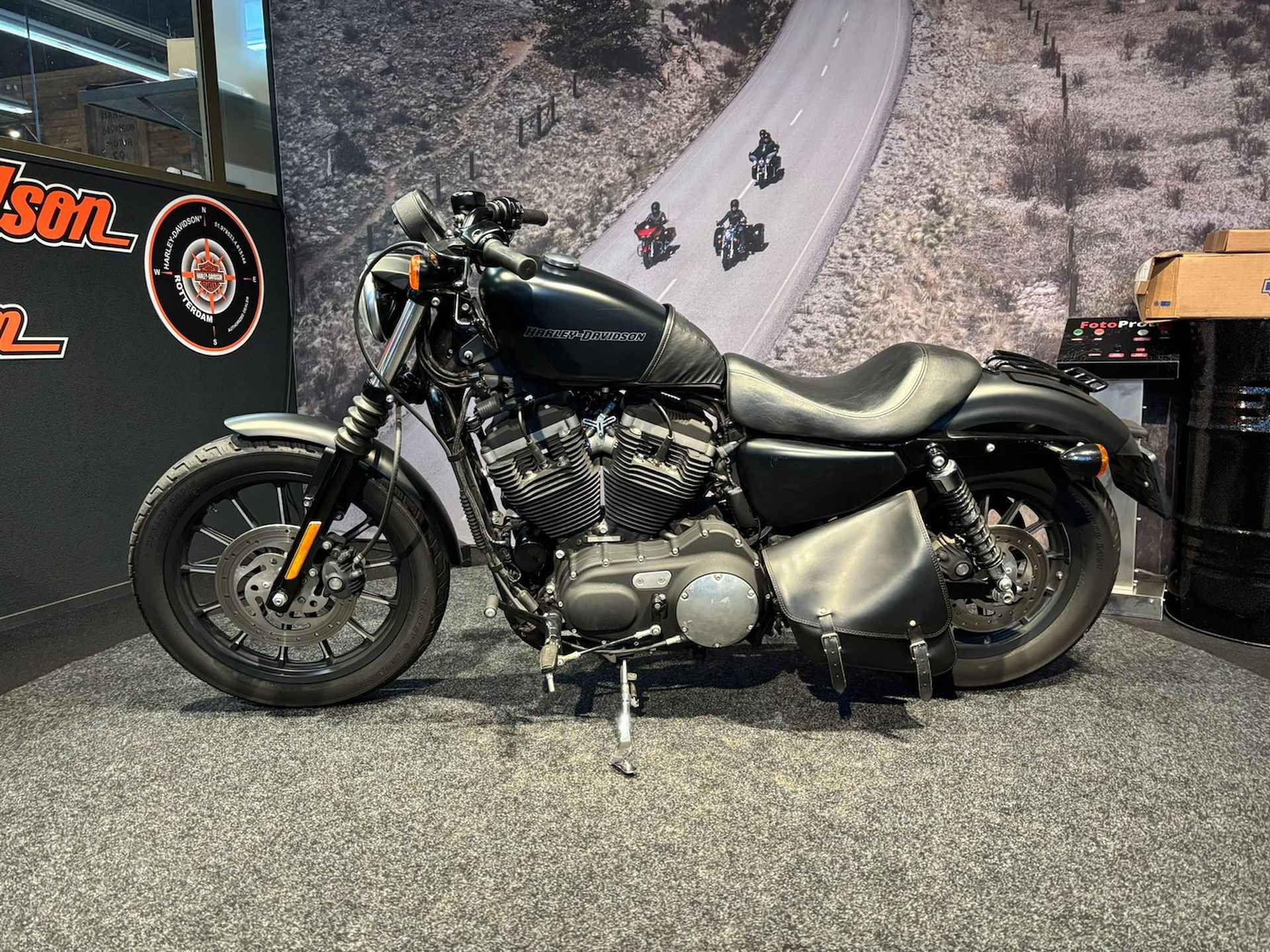 Harley-Davidson XL883N Iron - 7/9