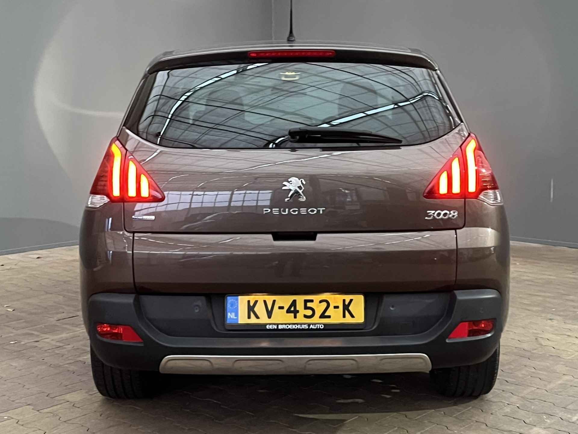 Peugeot 3008 1.2 130PK Allure | Panoramadak | Head-Up | Navigatie | 17'' Lichtmetaal | Clima | Cruise | Bluetooth | Parkeersensoren | Chroom | Donker glas | - 9/29