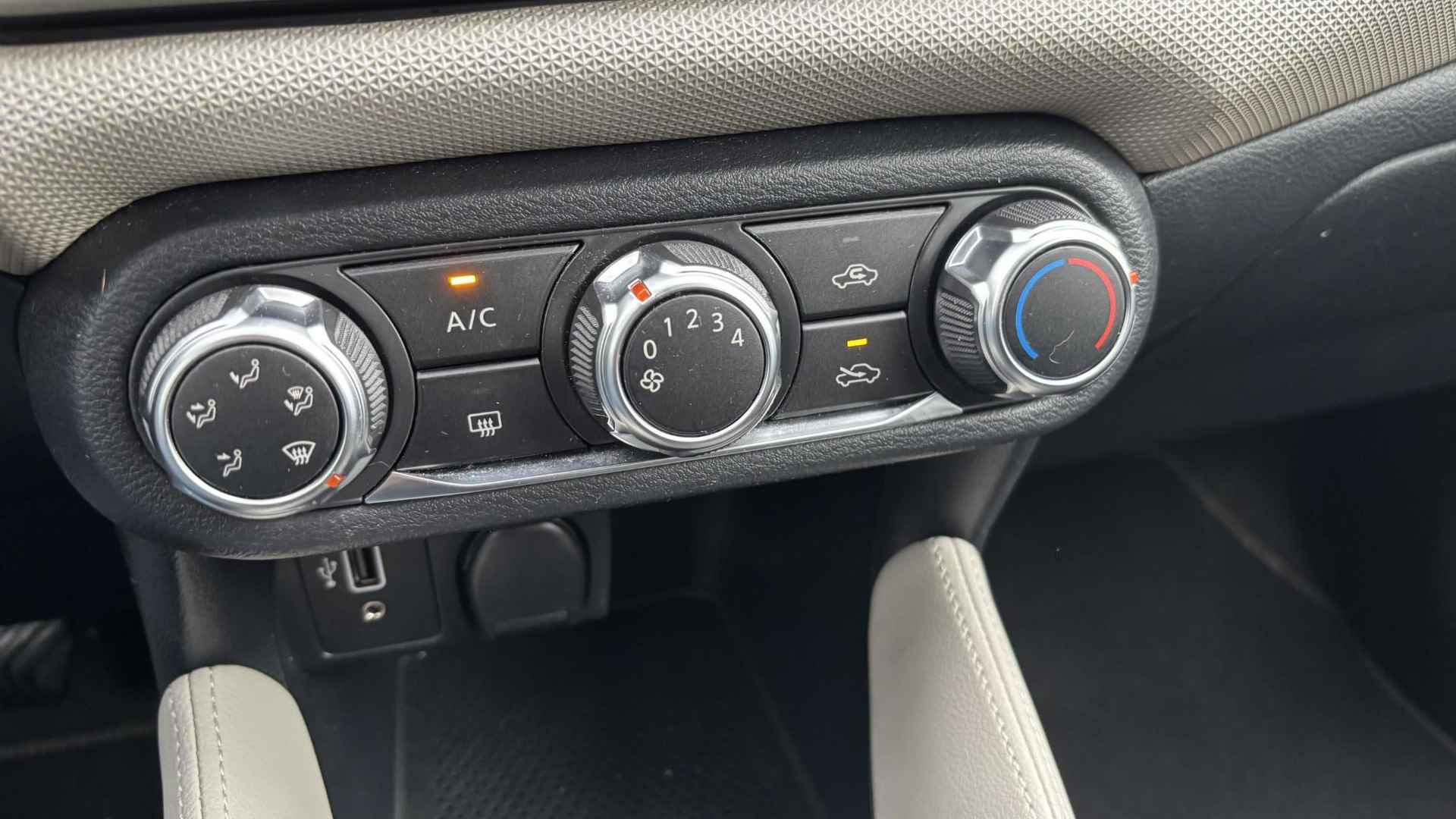 Nissan Micra 1.0 IG-T 100 N-Connecta | Camera | Apple carplay | Airconditioning - 12/27