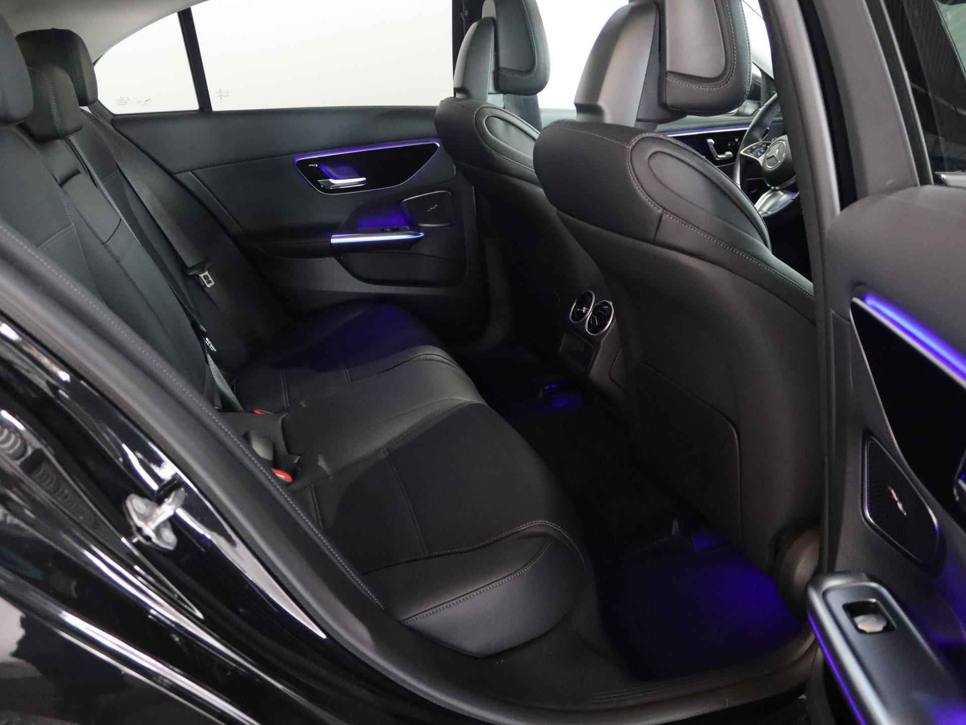 Mercedes-Benz C-Klasse 180 Luxury Line Premium | Panoramadak | Memory Zetels | Adaptieve Cruise control | 360 Camera | Sfeerverlichting - 13/25