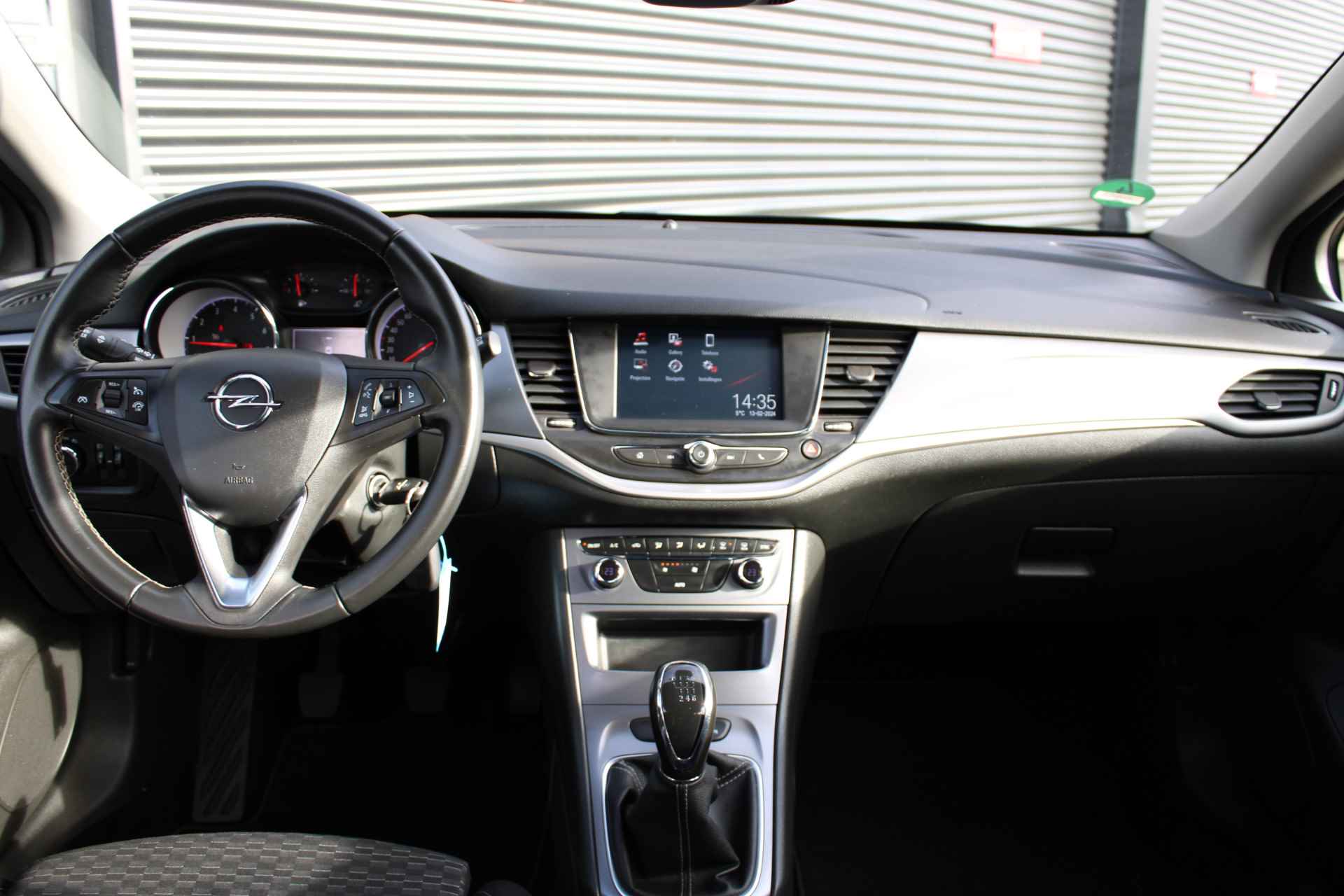 Opel Astra Astra Sports Tourer 1.2 / Camera / Navigatie / Climate Control / Trekhaak / Carplay / '' vraag een vrijblijvende offerte aan '' - 5/29