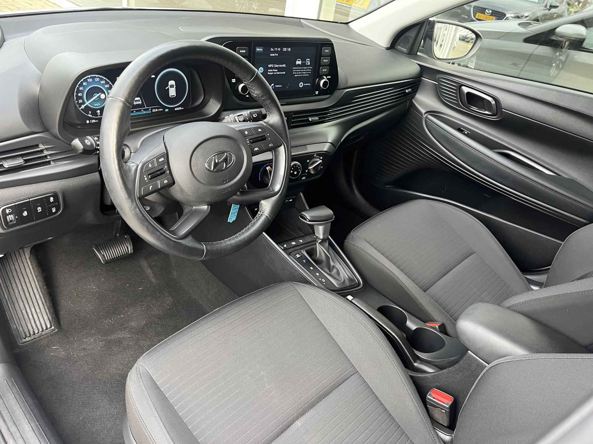 Hyundai i20 1.0 T-GDI Comfort | Automaat | Apple carplay | Cruise Control | Airco | Parkeersensoren | Parkeercamera |  36Mnd. Garantie | Rijklaar! | - 12/30