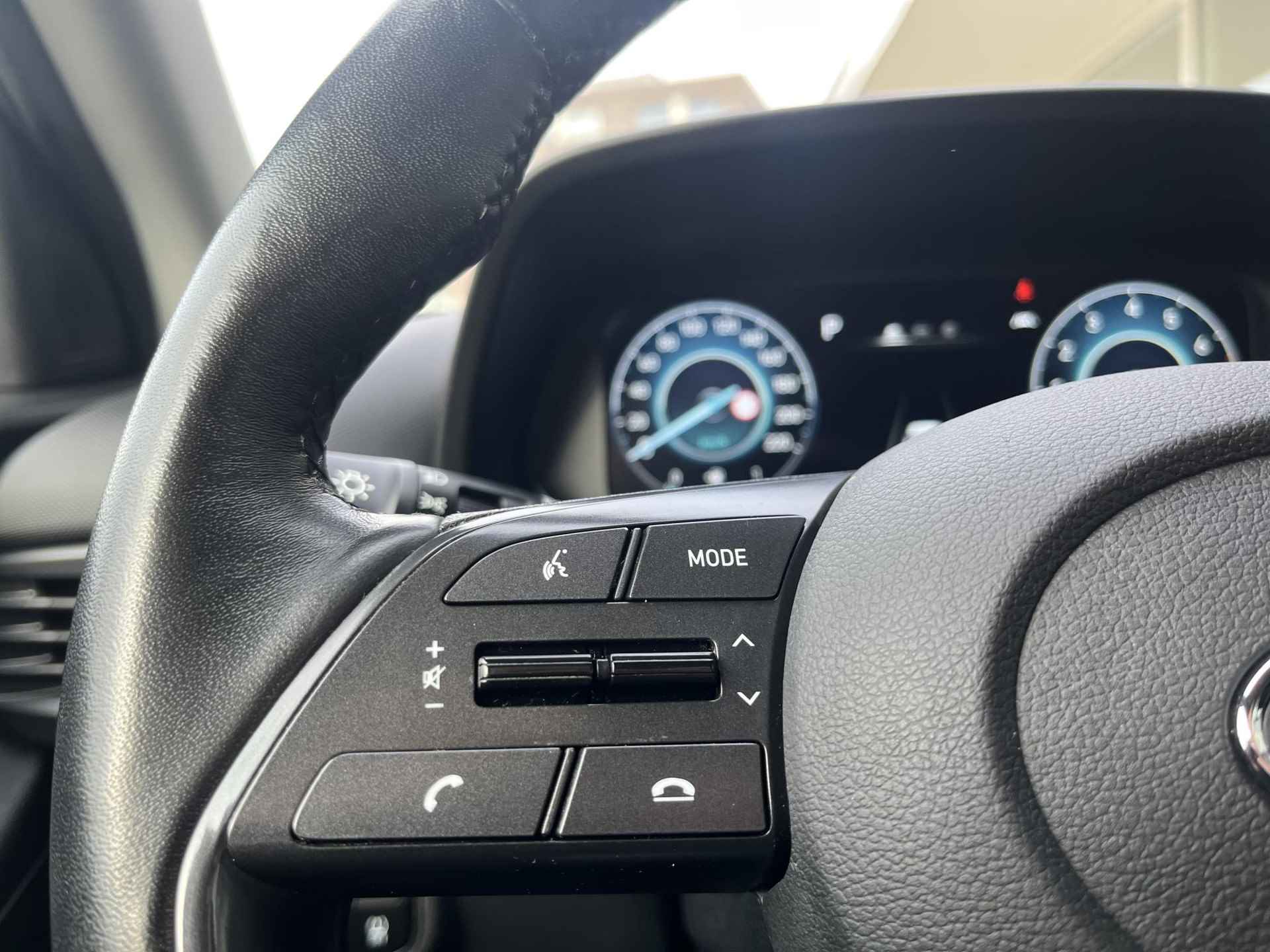 Hyundai i20 1.0 T-GDI Comfort | Automaat | Apple carplay | Cruise Control | Airco | Parkeersensoren | Parkeercamera |  36Mnd. Garantie | Rijklaar! | - 17/30