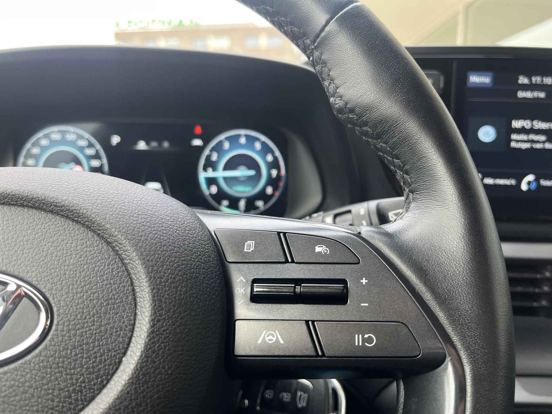 Hyundai i20 1.0 T-GDI Comfort | Automaat | Apple carplay | Cruise Control | Airco | Parkeersensoren | Parkeercamera |  36Mnd. Garantie | Rijklaar! | - 18/30