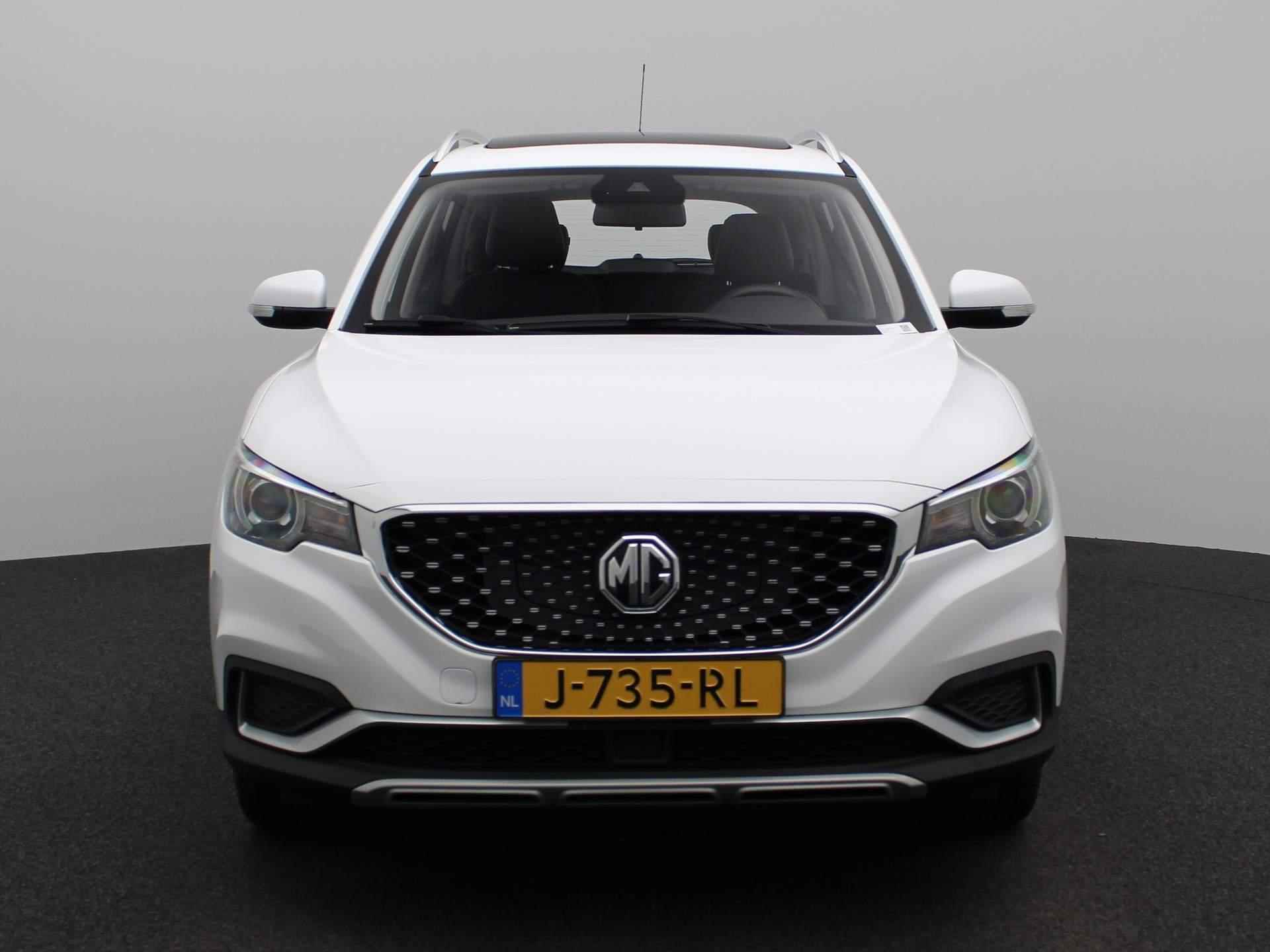 MG ZS EV Luxury 45 kWh | Leder | Navi | Airco | Schuifdak | PDC | LMV | - 4/38