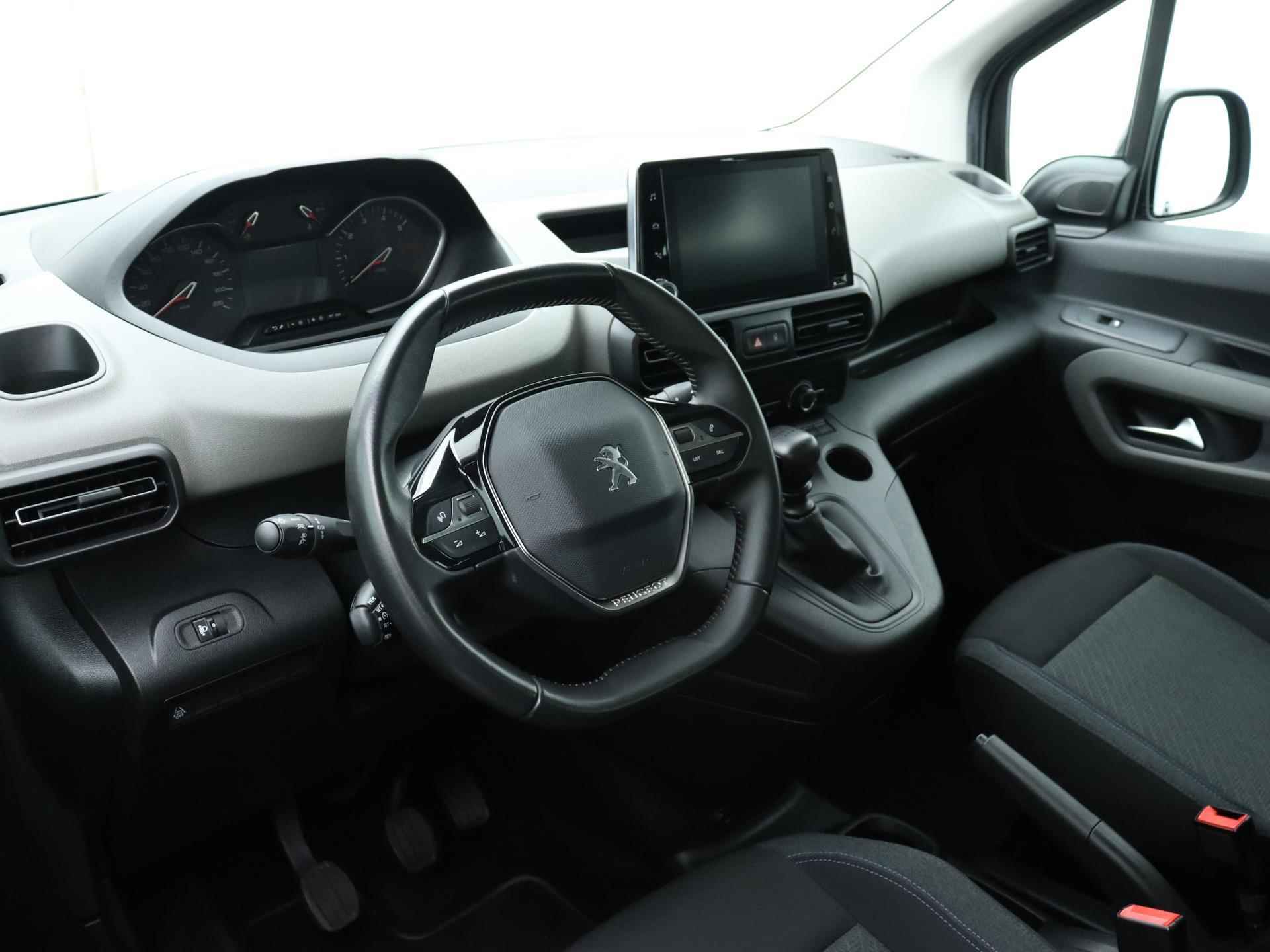 Peugeot Rifter Style 110pk | Navigatie | Camera | Airco | Cruise Control | Apple Carplay/Android Auto - 19/35