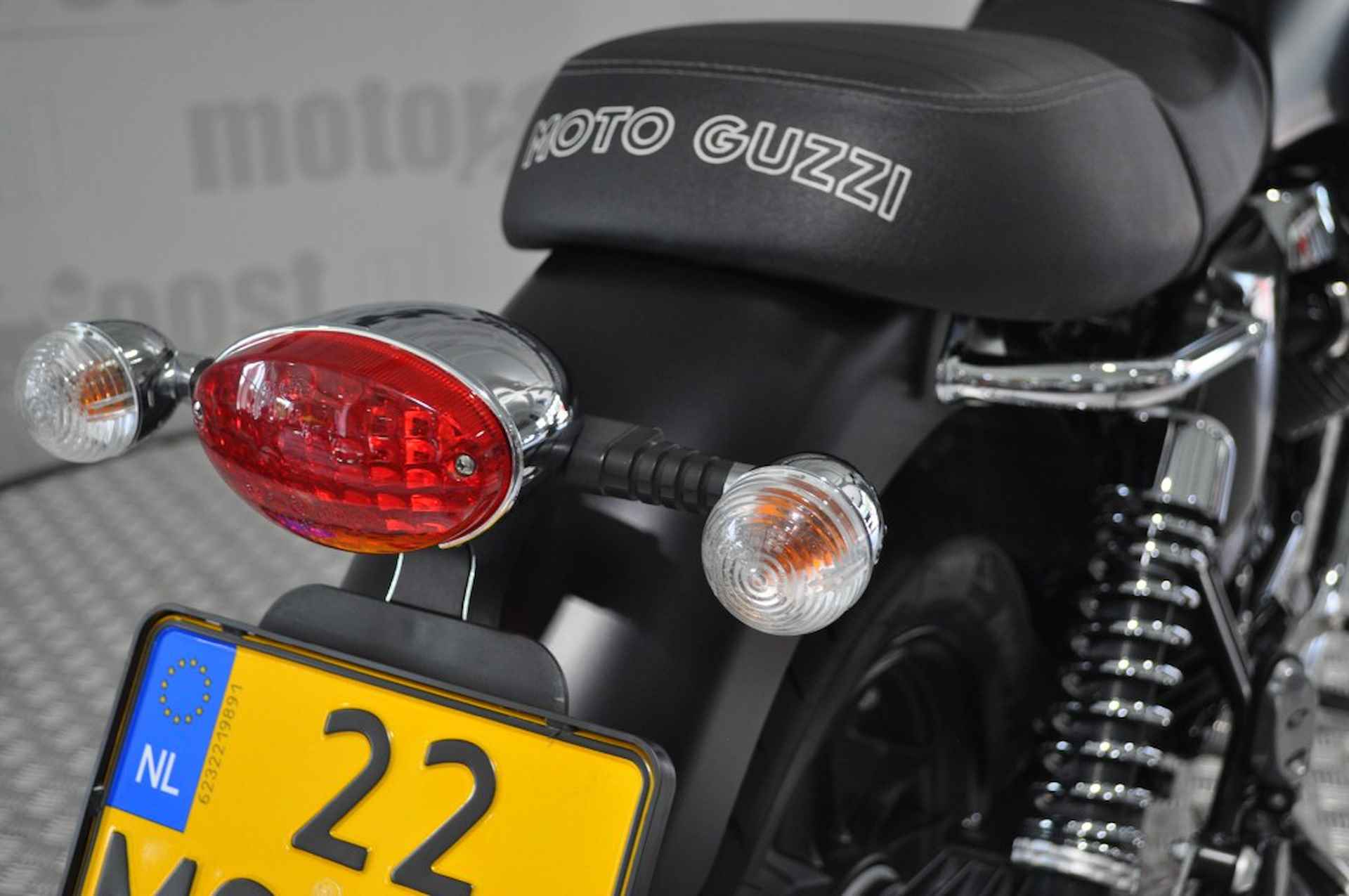 MOTO GUZZI V 7 A2 RIJBEWIJS   ( 35 KW ) - 16/20