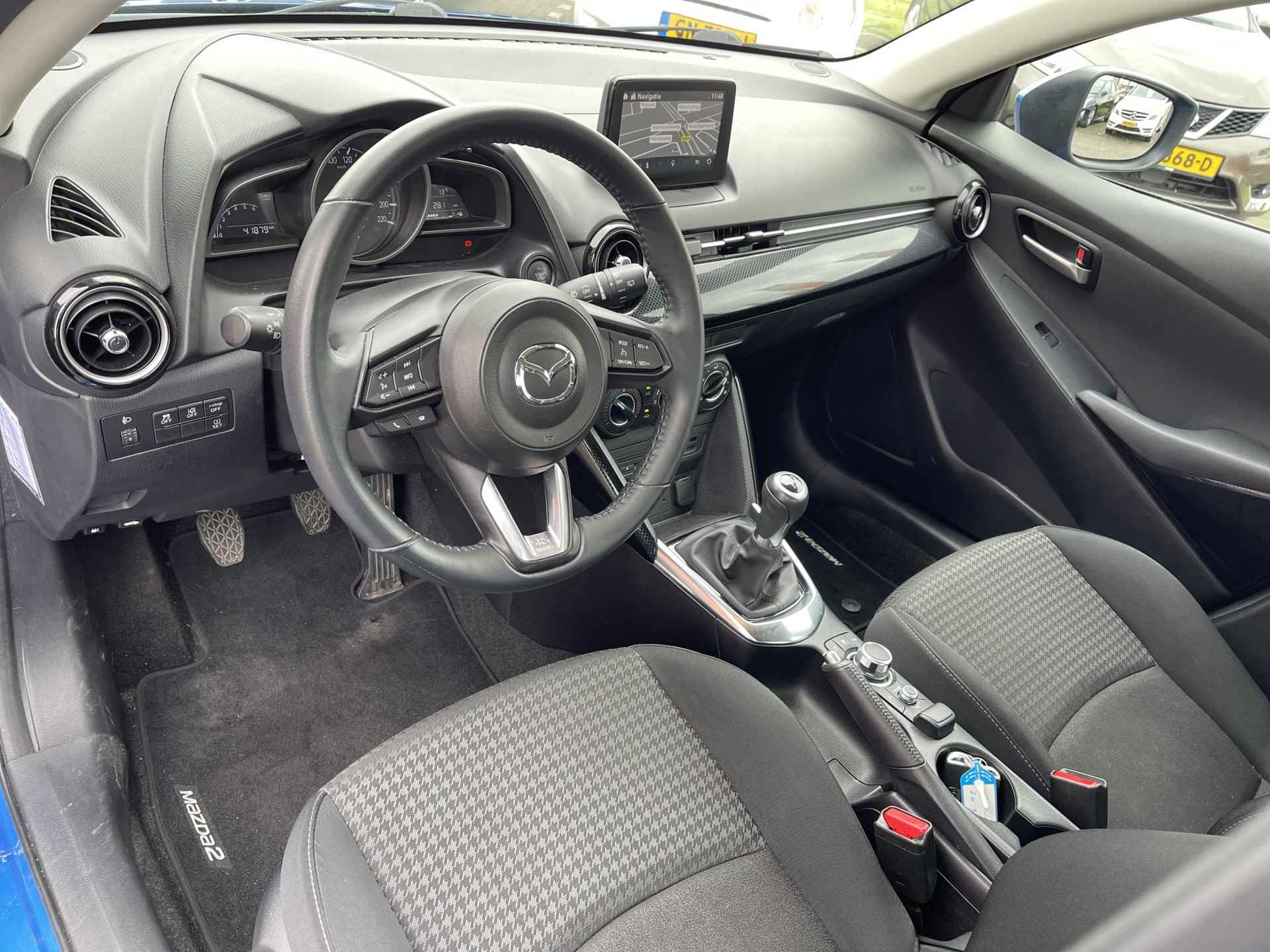 Mazda 2 1.5 Skyactiv-G Dynamic+ | Navigatie | Cruise Control | Airco | Park. Sensor | Bluetooth Tel. | 16'' Velgen | Rijklaarprijs! - 10/27