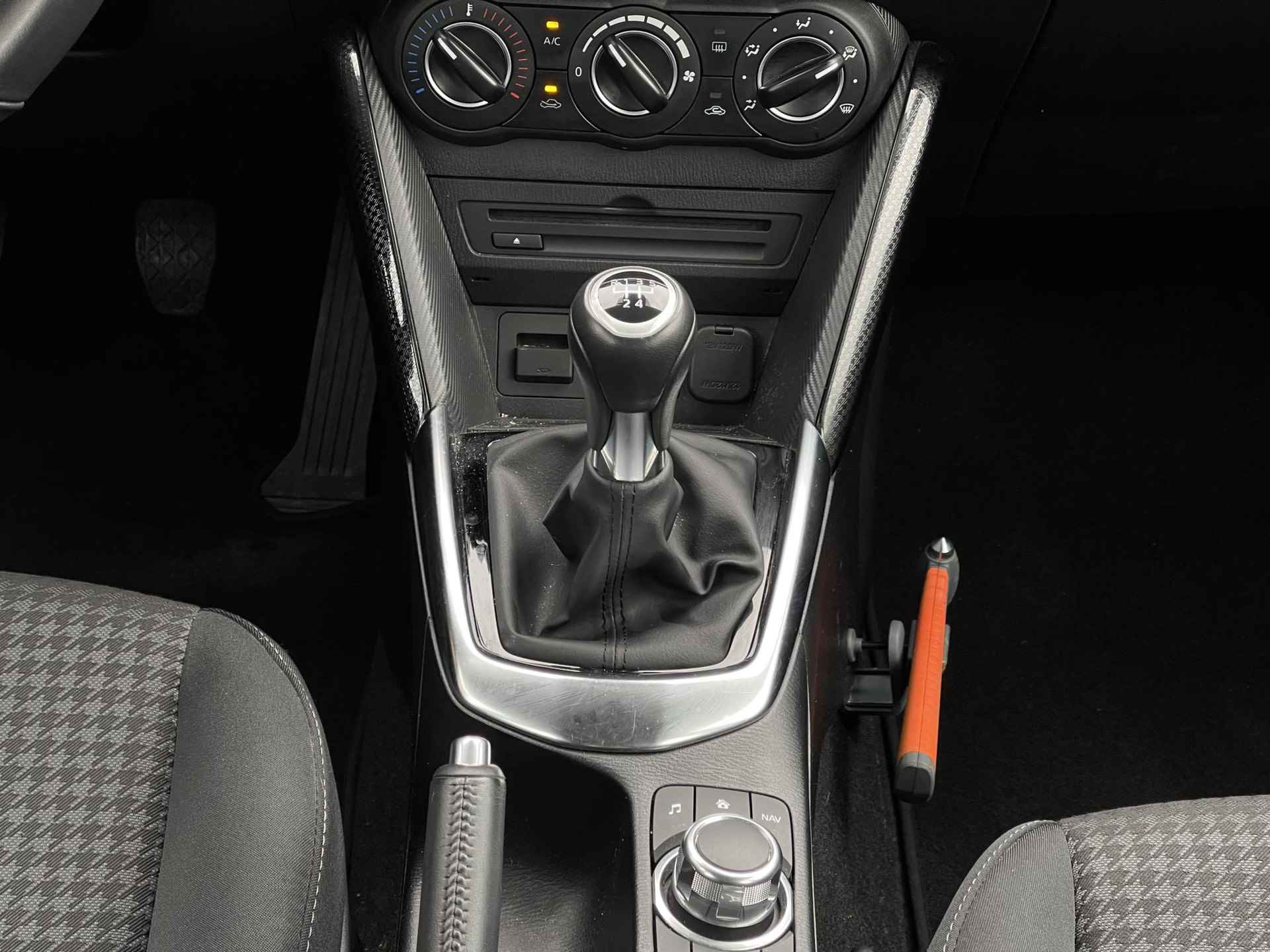 Mazda 2 1.5 Skyactiv-G Dynamic+ | Navigatie | Cruise Control | Airco | Park. Sensor | Bluetooth Tel. | 16'' Velgen | Rijklaarprijs! - 20/27