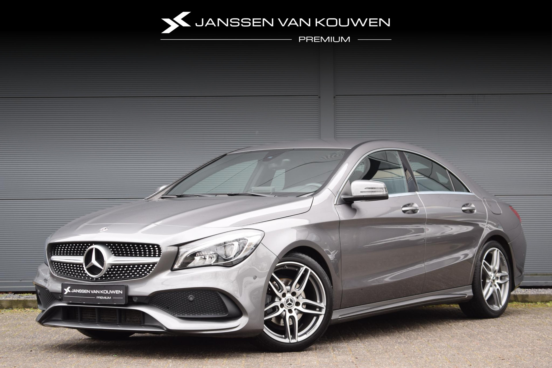 Mercedes-Benz CLA-klasse 180 AUT / AMG-Line / Clima / Camera / LED