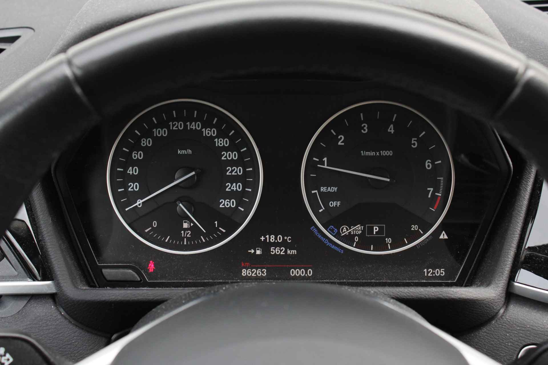 BMW X1 sDrive20i High Executive Sport Line Automaat / Trekhaak / Sportstoelen / LED / Head-Up / Park Assistant / Navigatie Plus / Stoelverwarming - 22/25