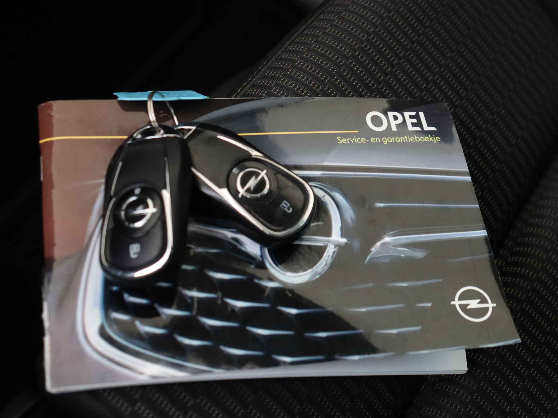 Opel Insignia Sports Tourer 1.5 Turbo Business Executive 165 pk Automaat | Navigatie | Climate Control - 24/33