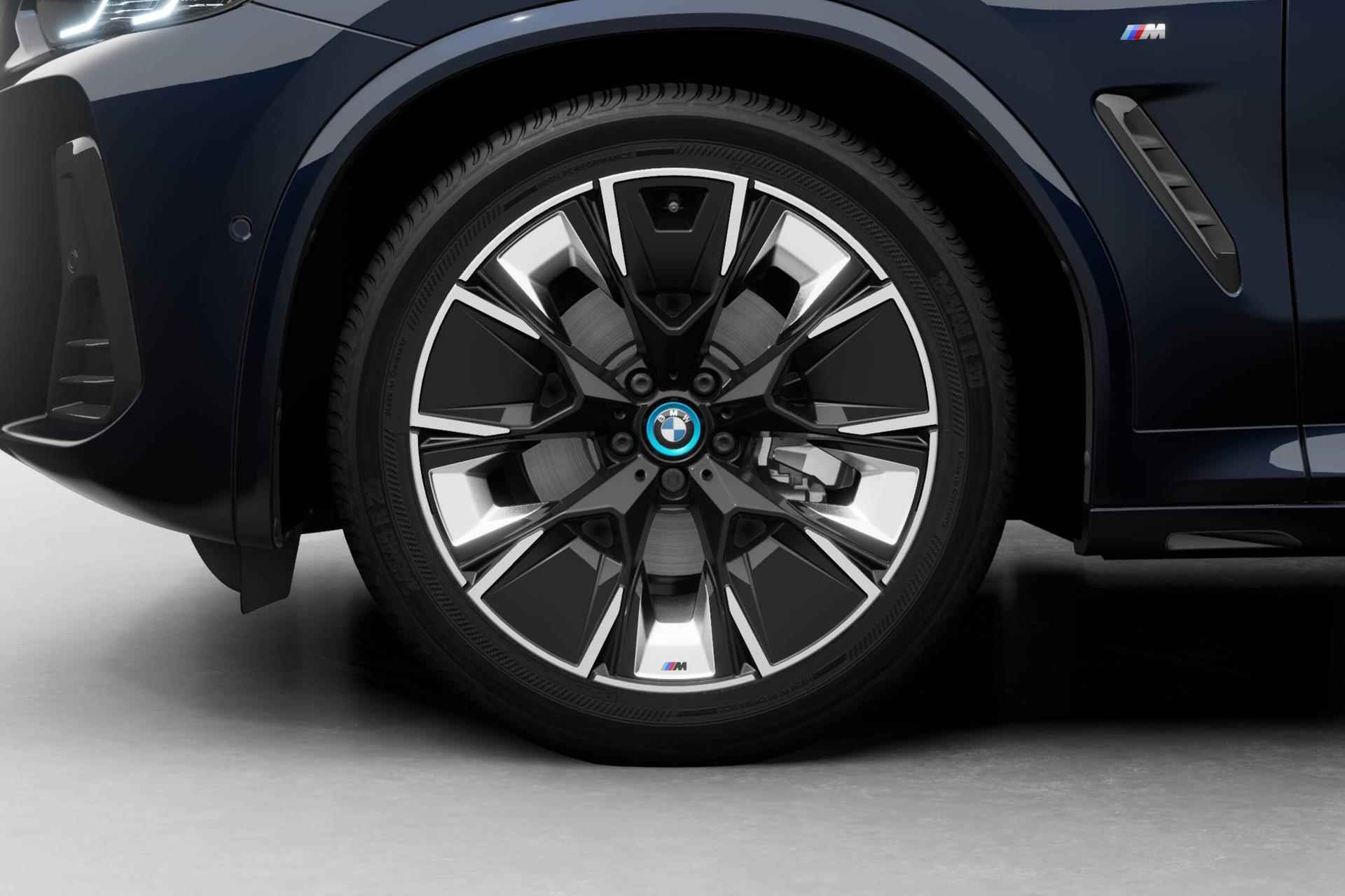 BMW iX3 High Executive Edition 80 kWh | High Executive Edition | Trekhaak met elektrisch wegklapbare kogel - 10/20