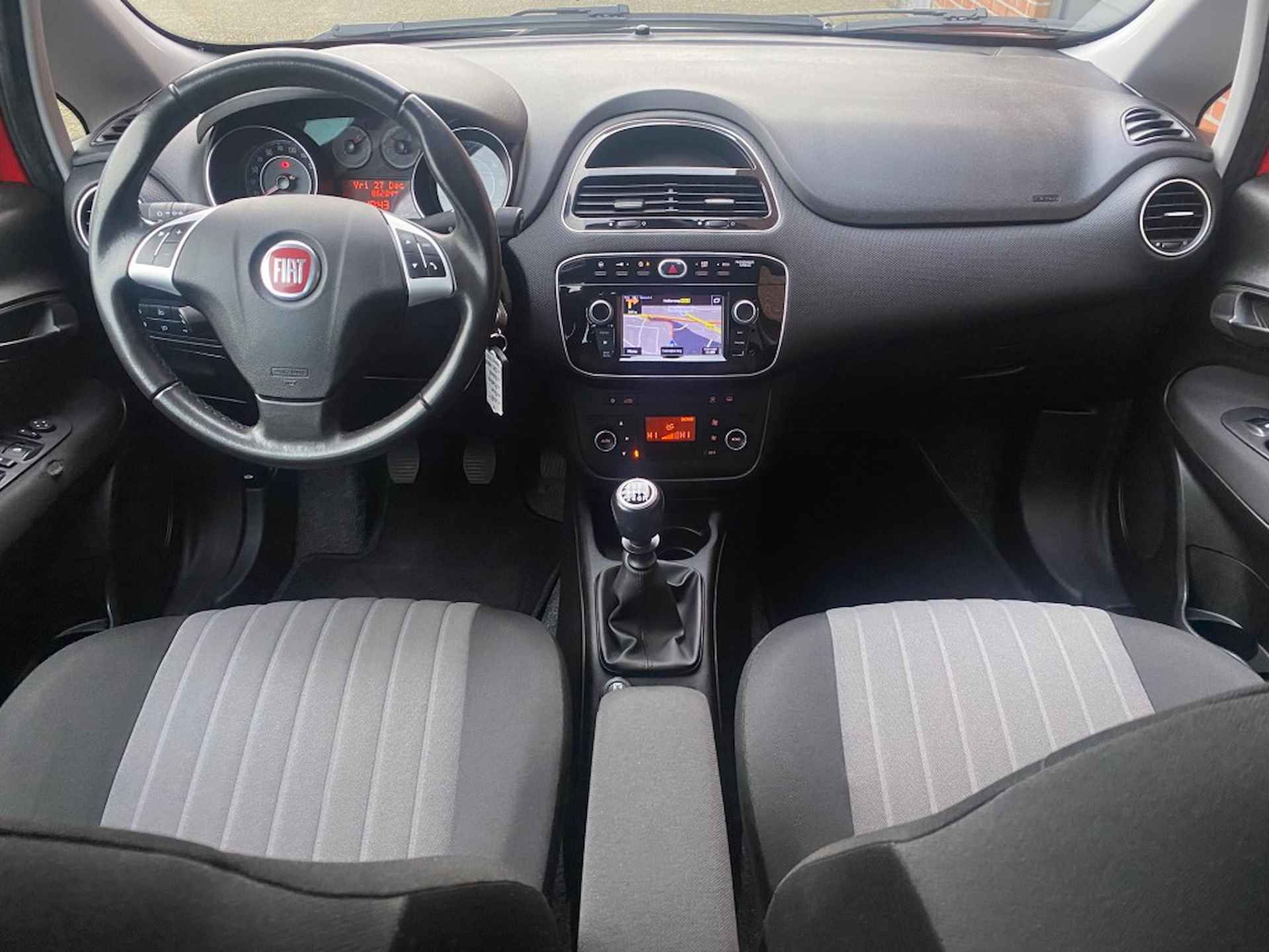 FIAT Punto 0.9 TA SEMPRE NAV CRUISE TREK-H CLIMA PDC LMV - 8/24