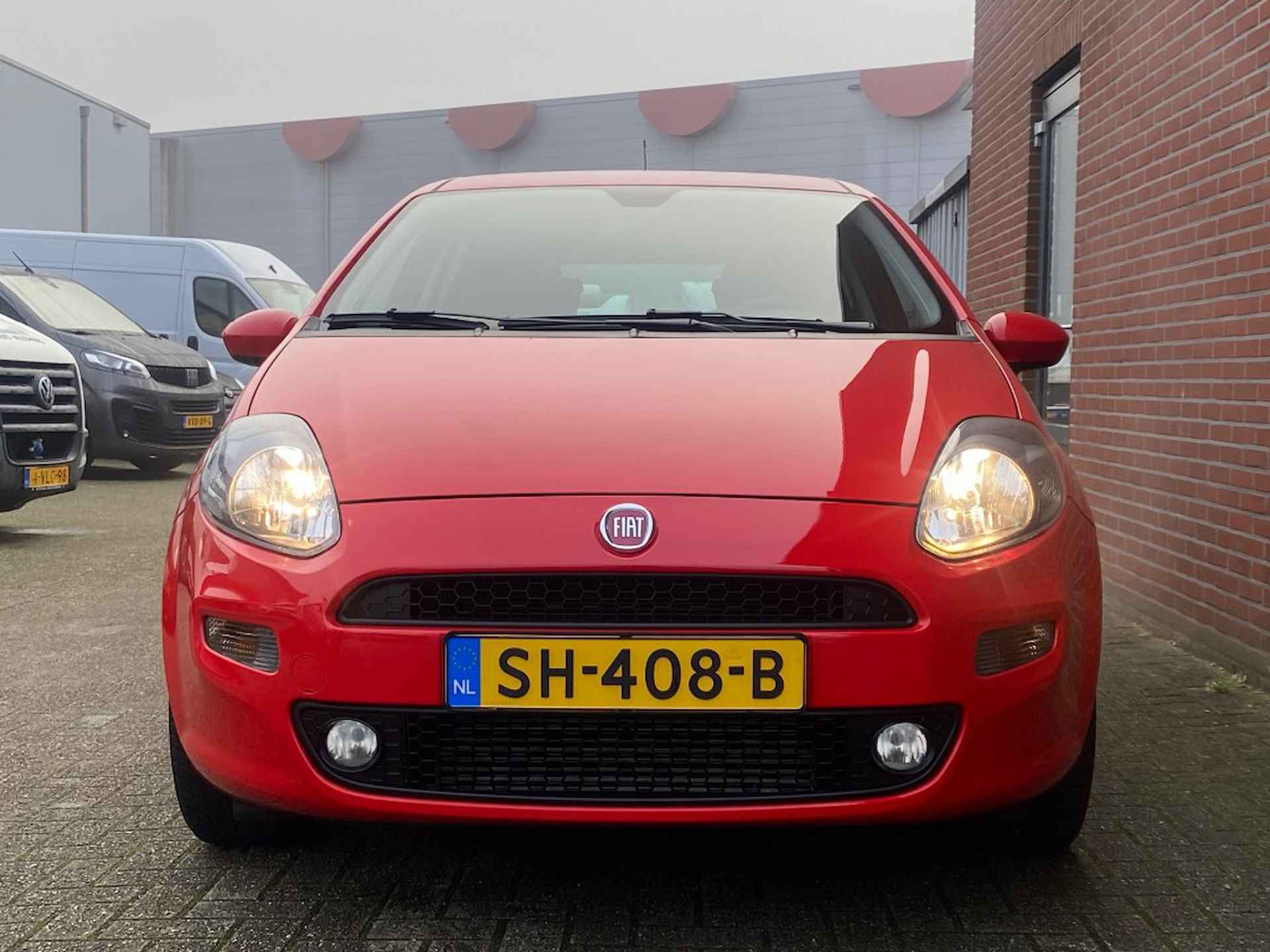 FIAT Punto 0.9 TA SEMPRE NAV CRUISE TREK-H CLIMA PDC LMV - 24/24