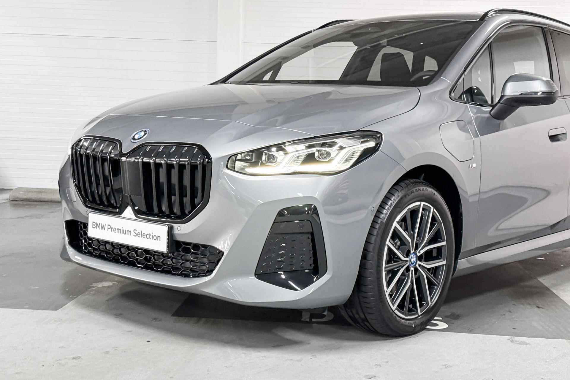 BMW 2 Serie Active Tourer 225e xDrive M-Sport | Premium Pack | Travel Pack | Harman/Kardon | Schuif-/Kanteldak - 19/20