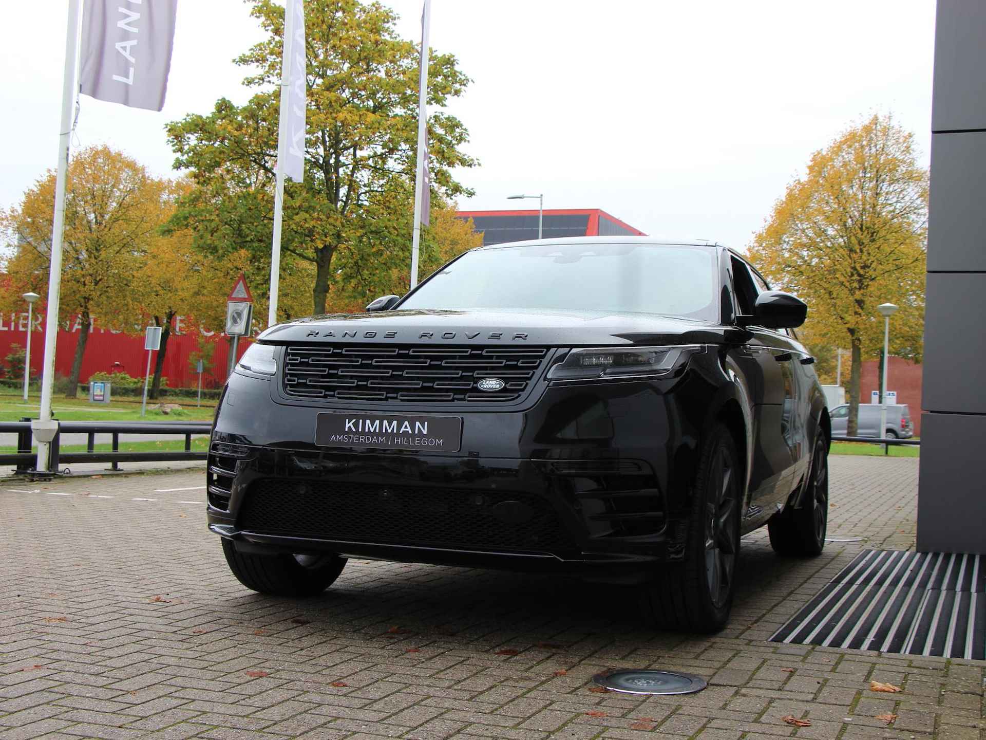 Land Rover Range Rover Velar P400e AWD Dynamic SE PHEV | Panoramadak | 21'' LM Velgen | Black Pack - 3/38