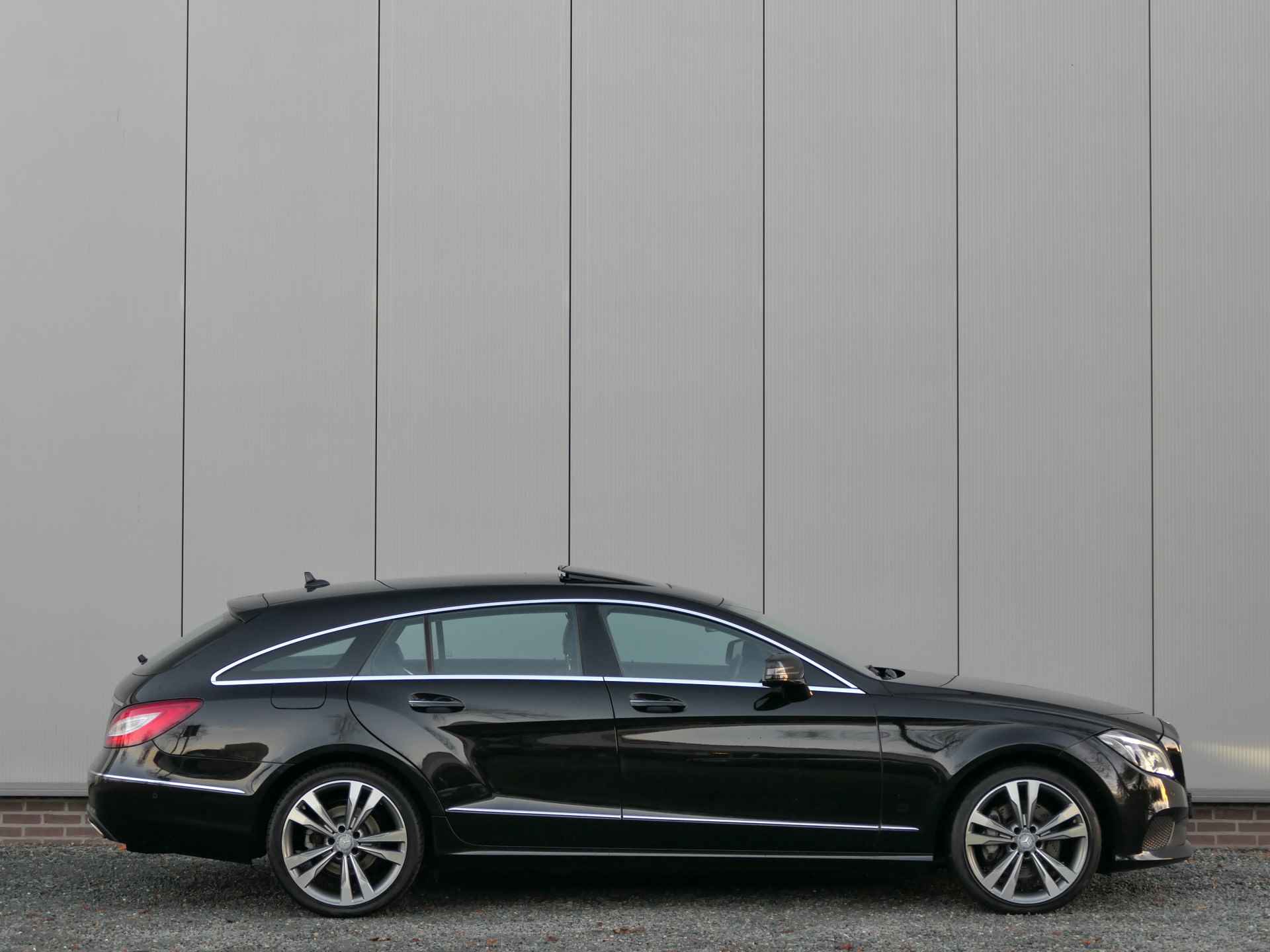 Mercedes-Benz CLS-Klasse 400 Shooting Brake Schuifdak / Luchtvering / Harman Kardon / Nappa leer / Standkachel - 7/22